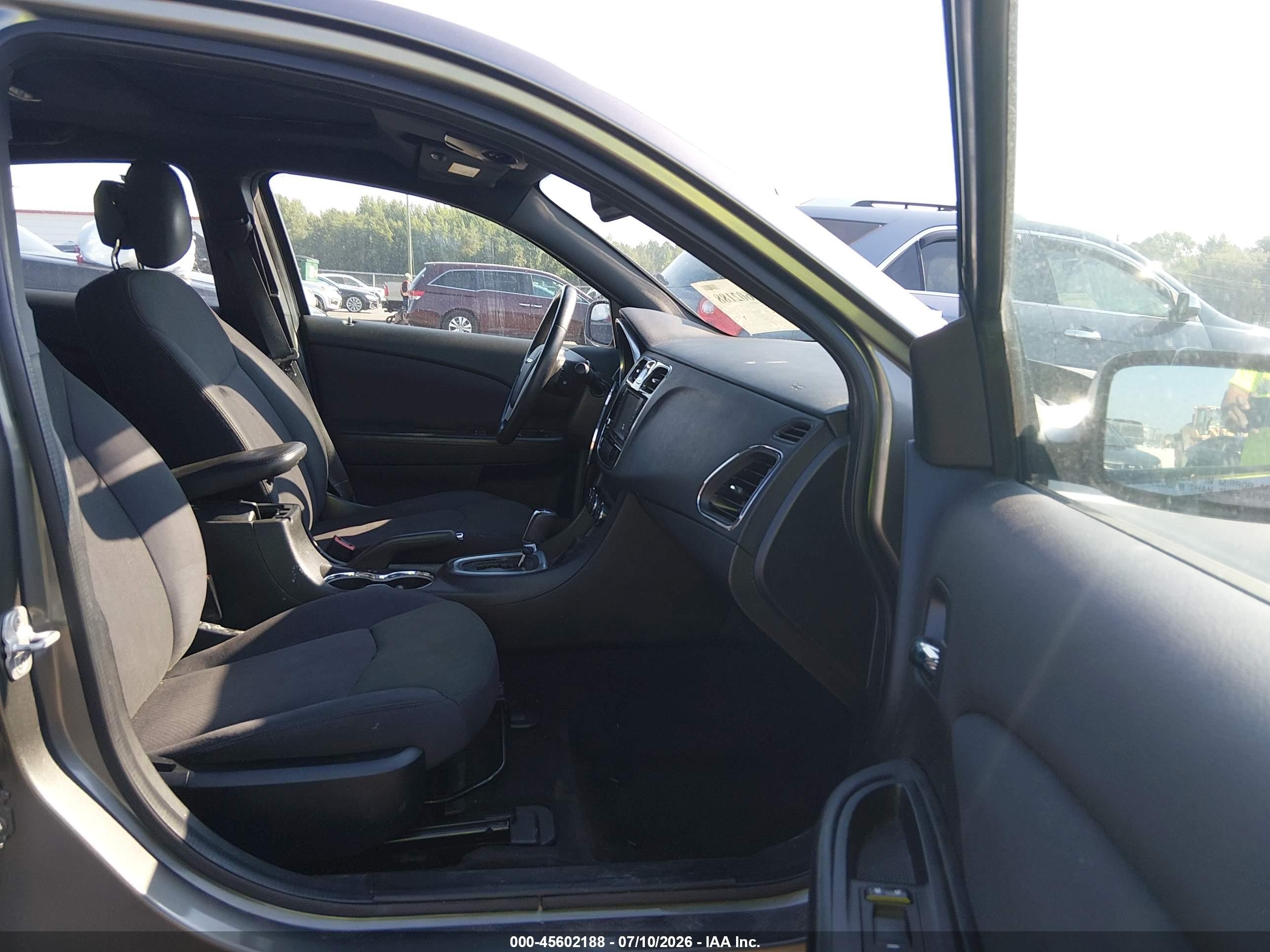 2012 Chrysler 200 Touring Серый vin: 1C3CCBBG4CN288711