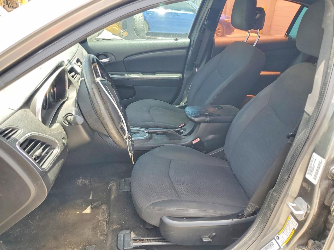 2013 Chrysler 200 Touring Charcoal vin: 1C3CCBBG4DN659822