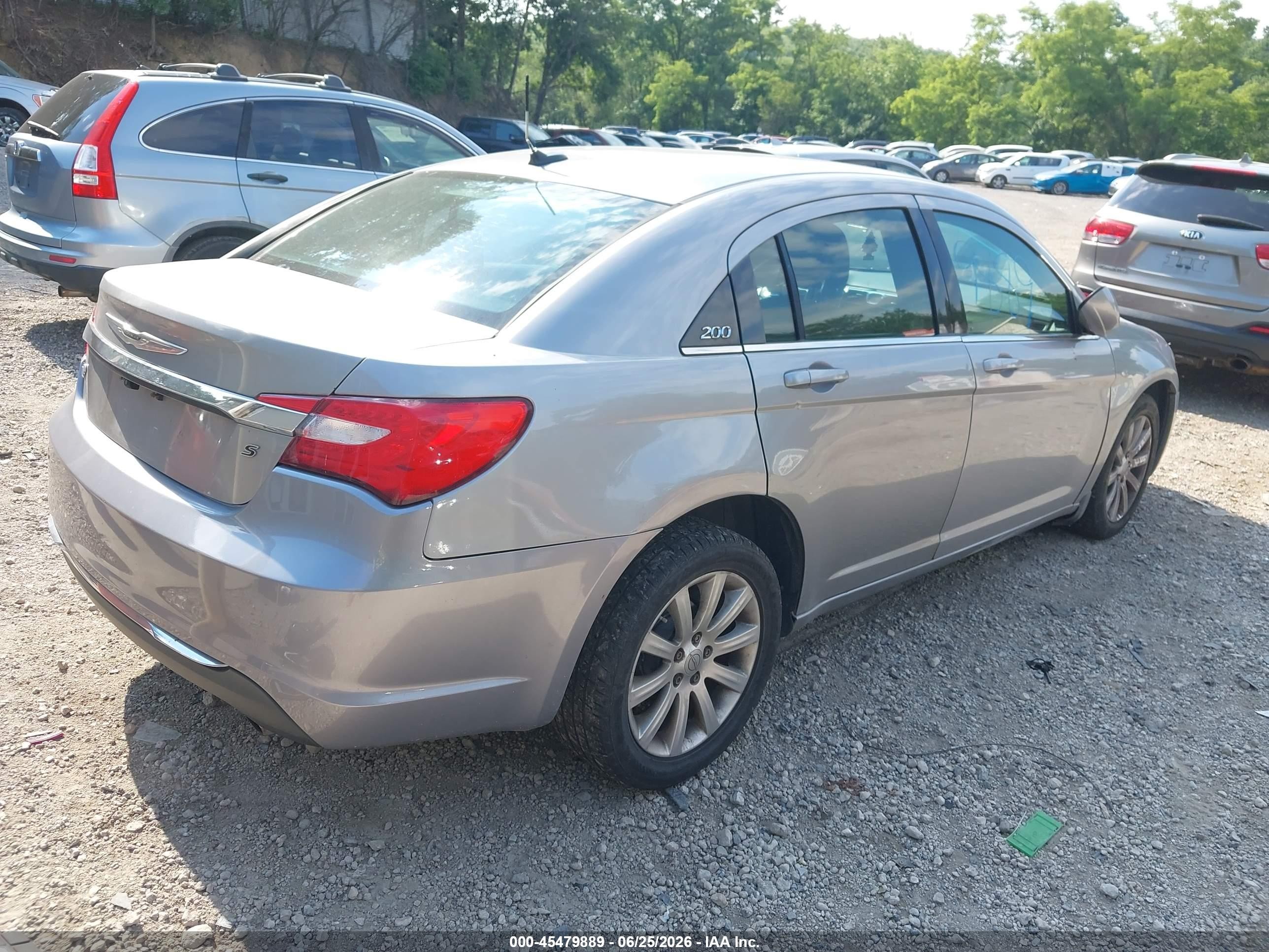 2013 Chrysler 200 Touring Silver vin: 1C3CCBBG4DN718013