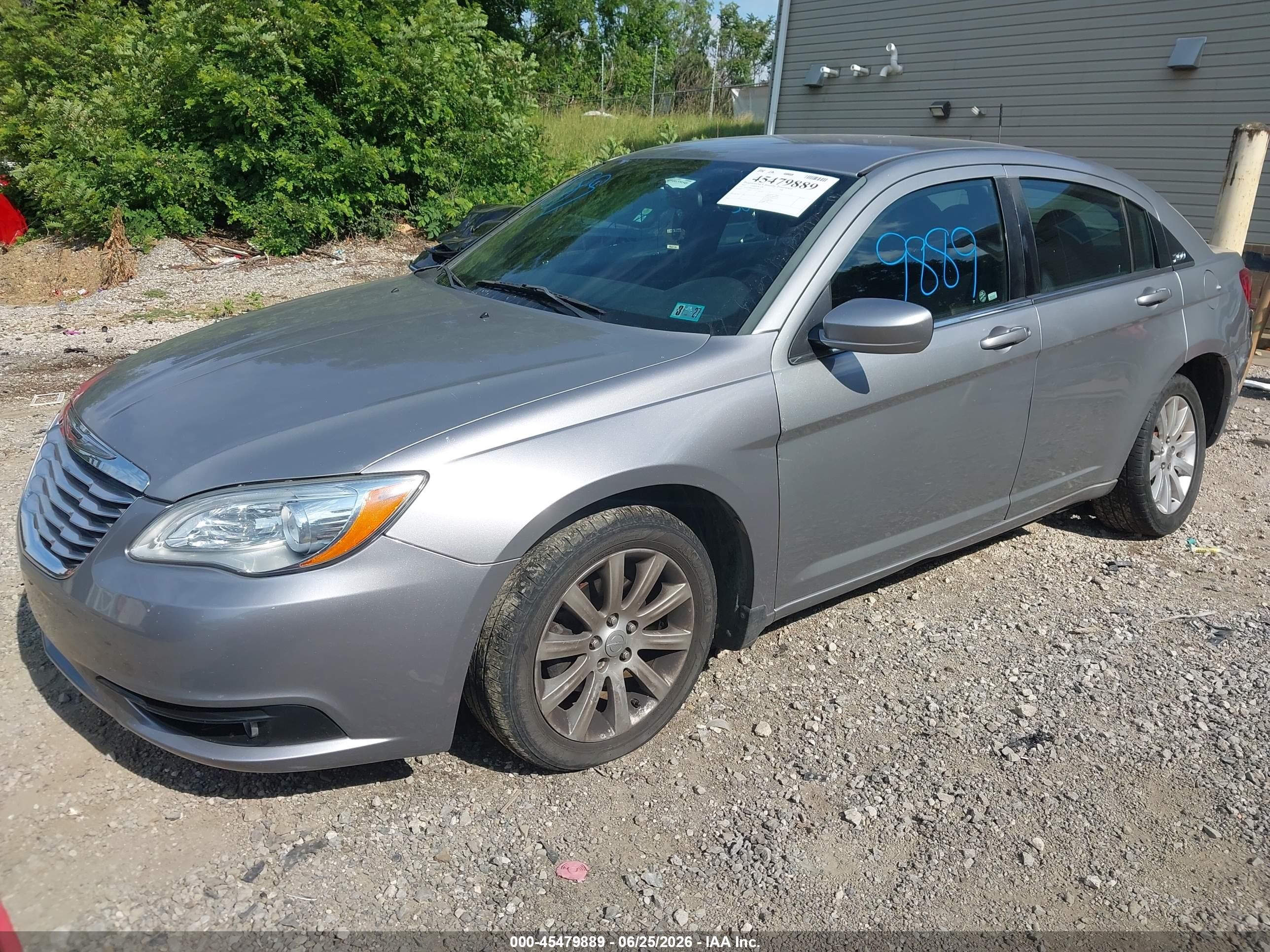 2013 Chrysler 200 Touring Silver vin: 1C3CCBBG4DN718013