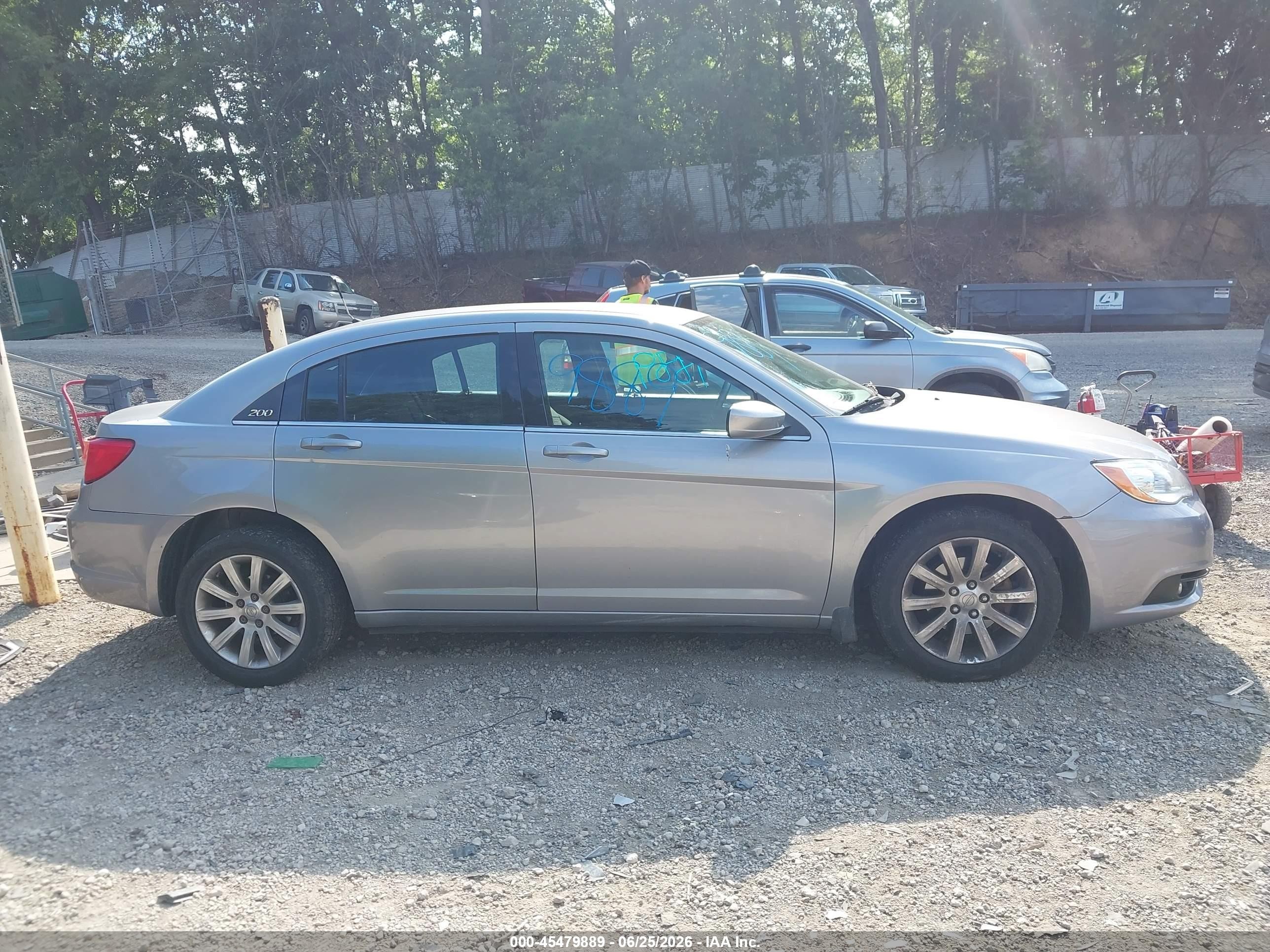 2013 Chrysler 200 Touring Silver vin: 1C3CCBBG4DN718013
