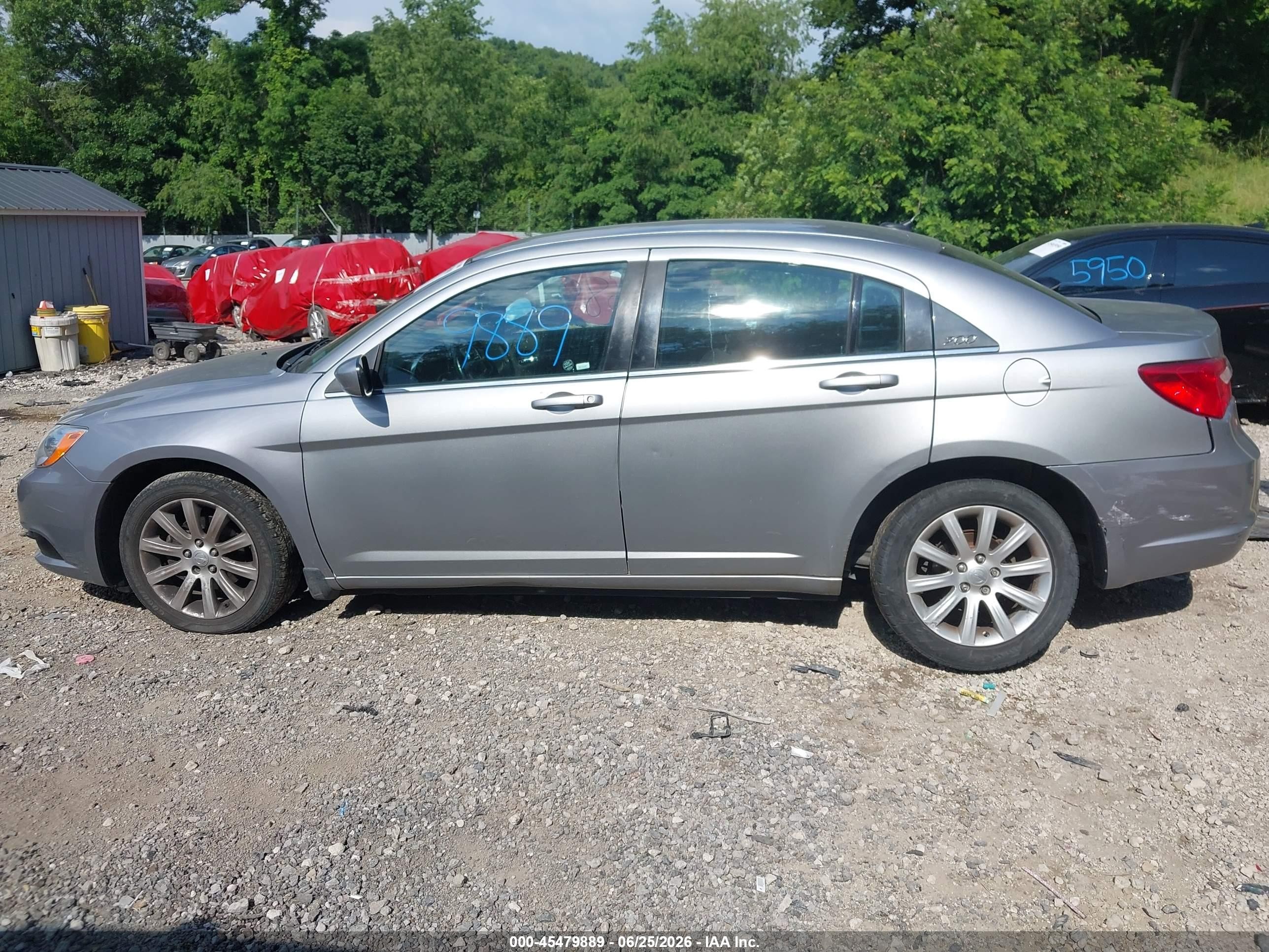 2013 Chrysler 200 Touring Silver vin: 1C3CCBBG4DN718013
