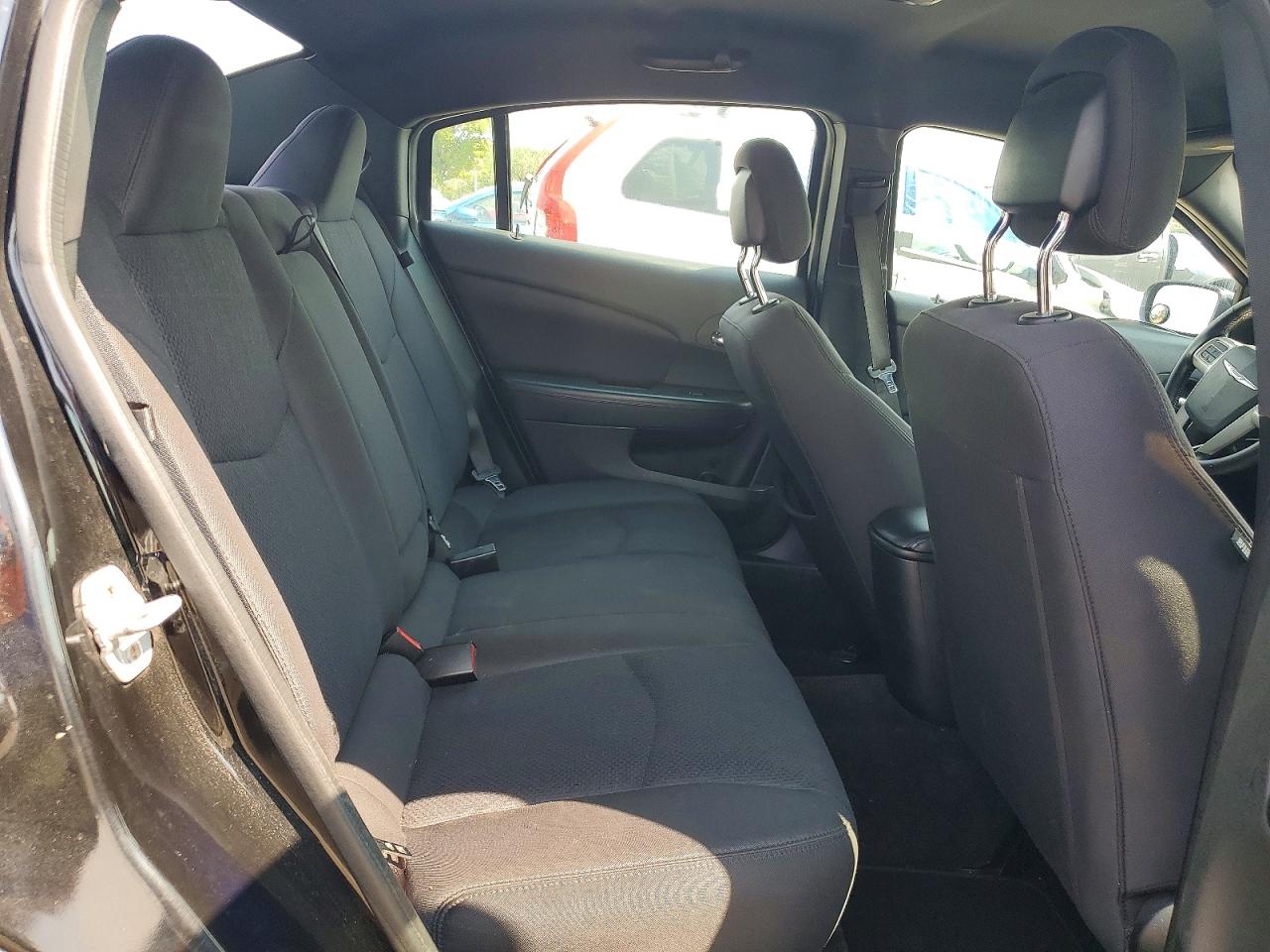 2014 Chrysler 200 Touring Черный vin: 1C3CCBBG4EN106749