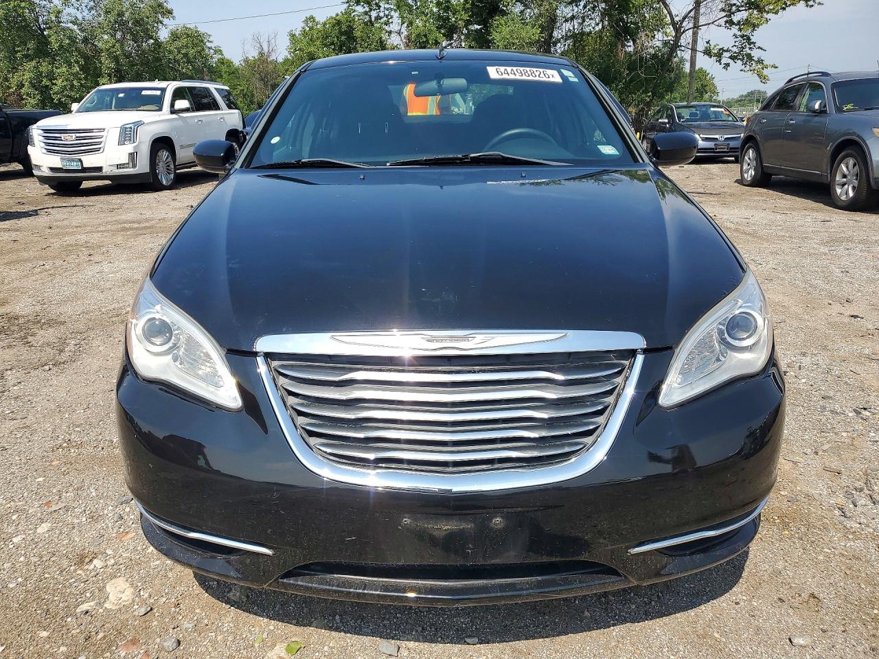 2014 Chrysler 200 Touring Черный vin: 1C3CCBBG4EN106749