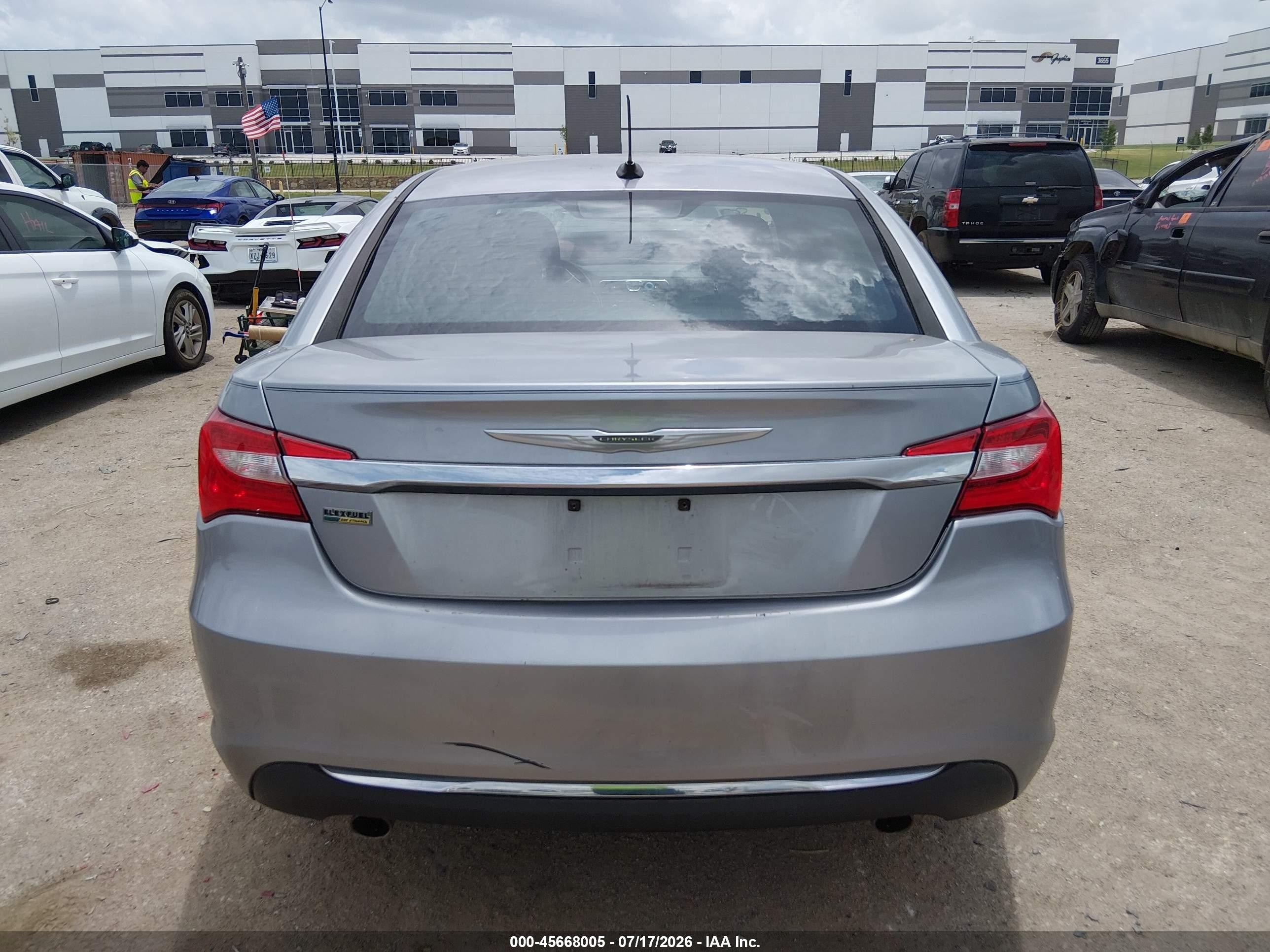 2013 Chrysler 200 Touring Gray vin: 1C3CCBBG5DN556389