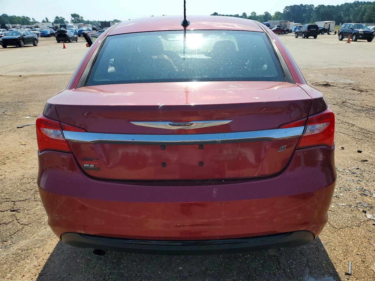 2014 Chrysler 200 Touring Maroon vin: 1C3CCBBG5EN118585