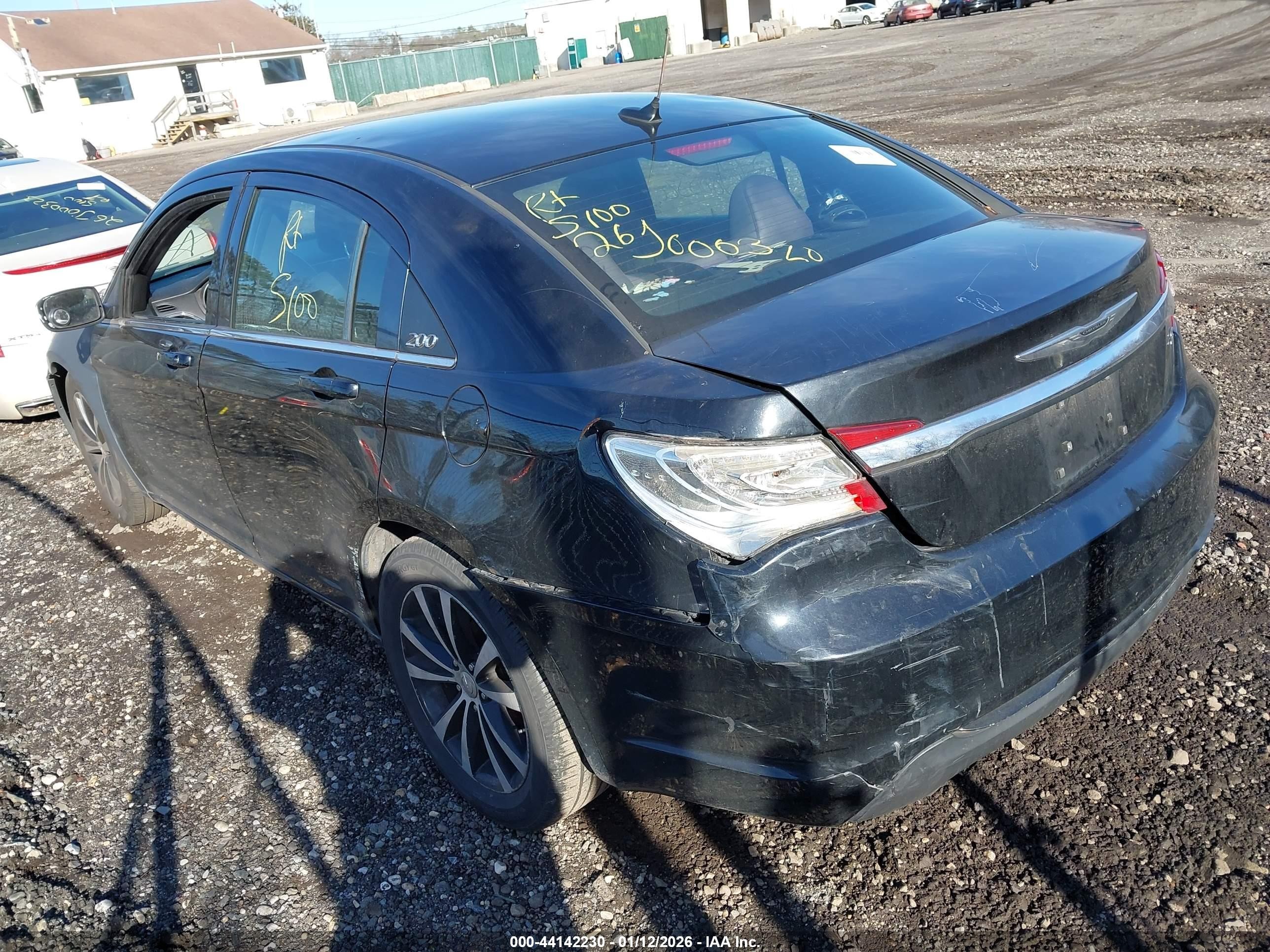 2013 Chrysler 200 Touring Black vin: 1C3CCBBG6DN727778