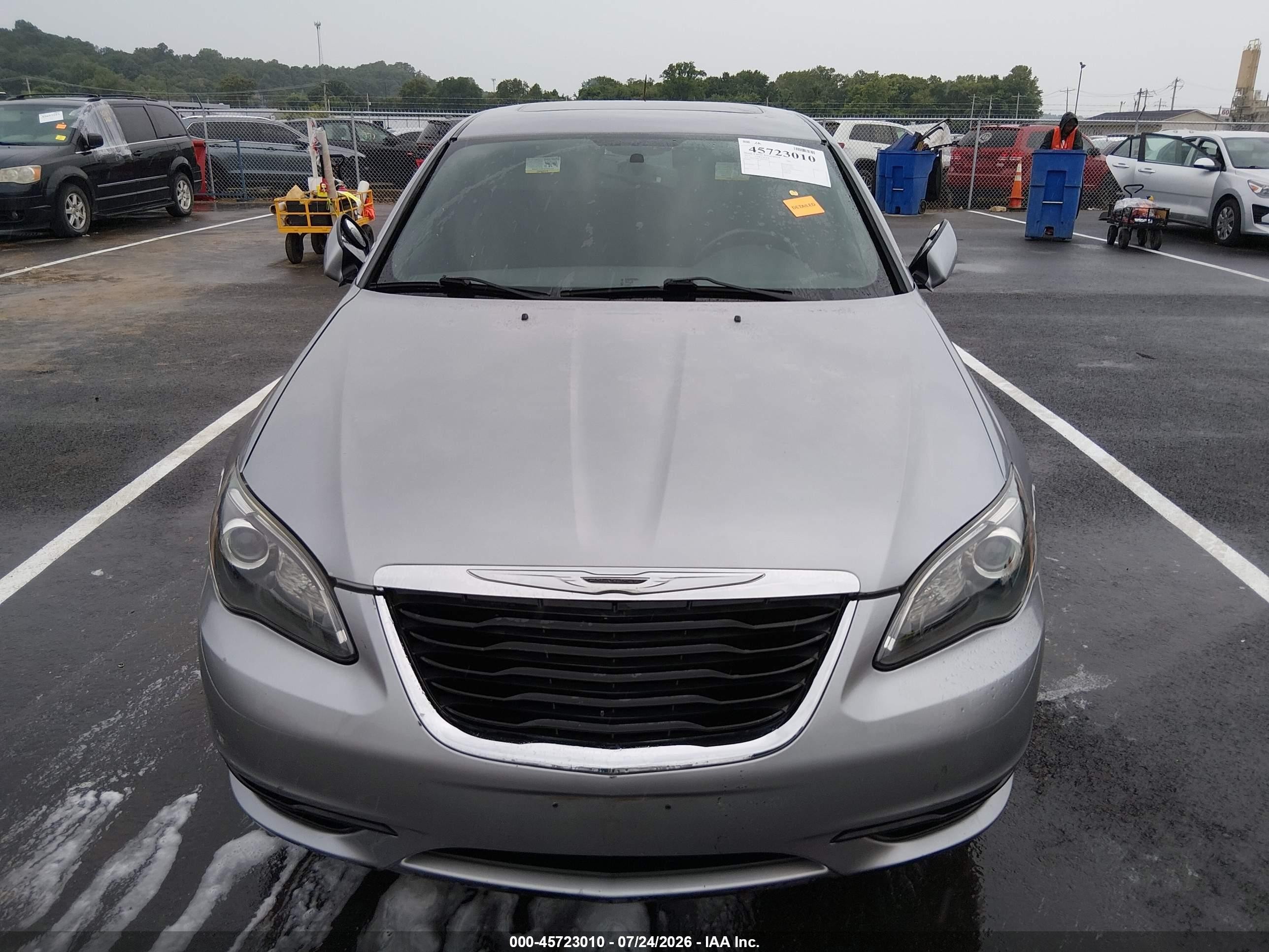 2013 Chrysler 200 Touring Silver vin: 1C3CCBBG6DN728154