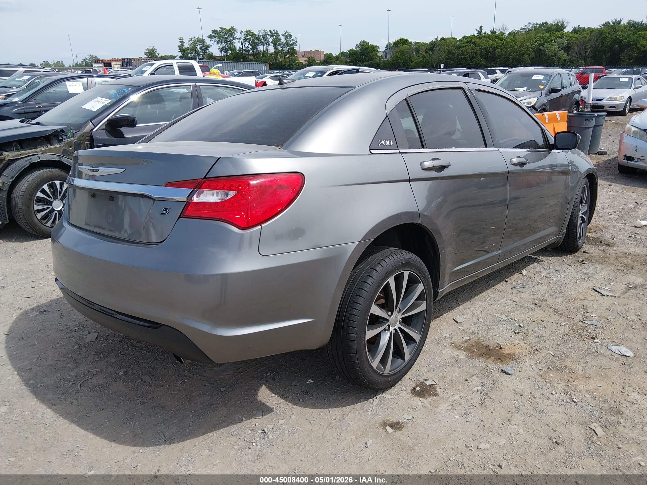 2013 Chrysler 200 Touring Gray vin: 1C3CCBBG6DN737453
