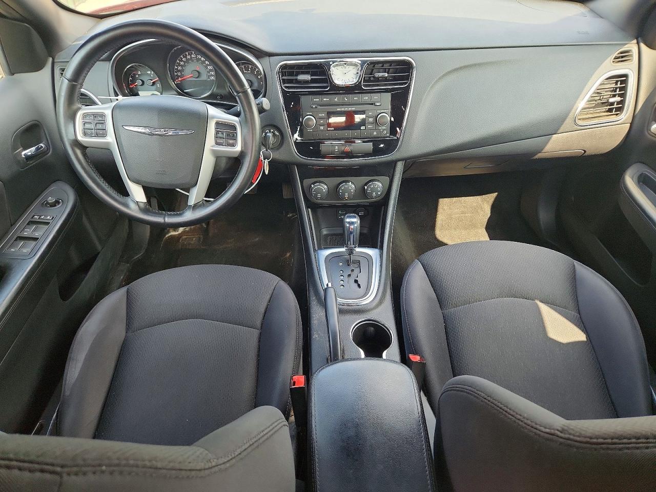 2014 Chrysler 200 Touring Красный vin: 1C3CCBBG6EN179847
