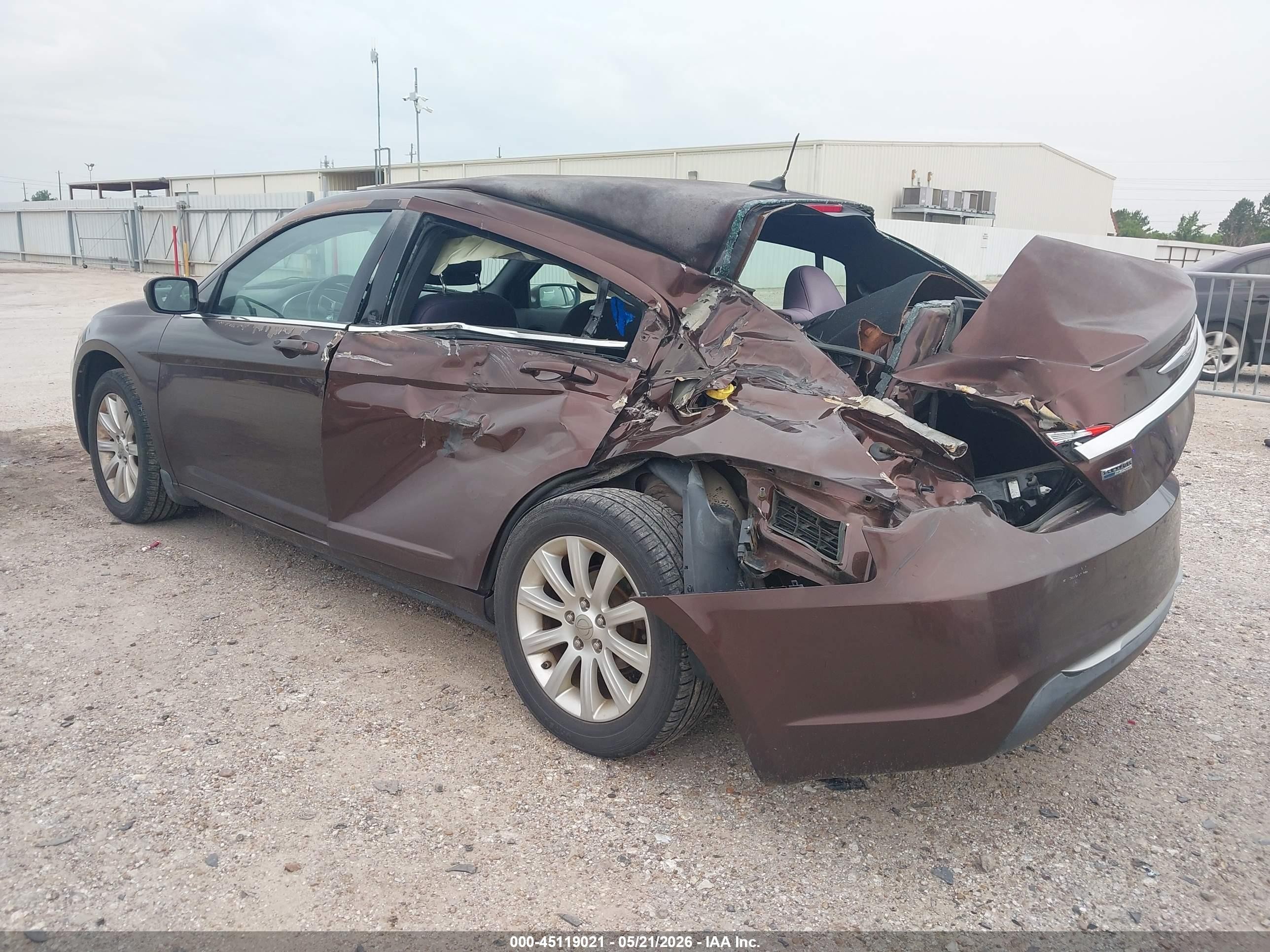 2013 Chrysler 200 Touring Dark Brown vin: 1C3CCBBG7DN659832
