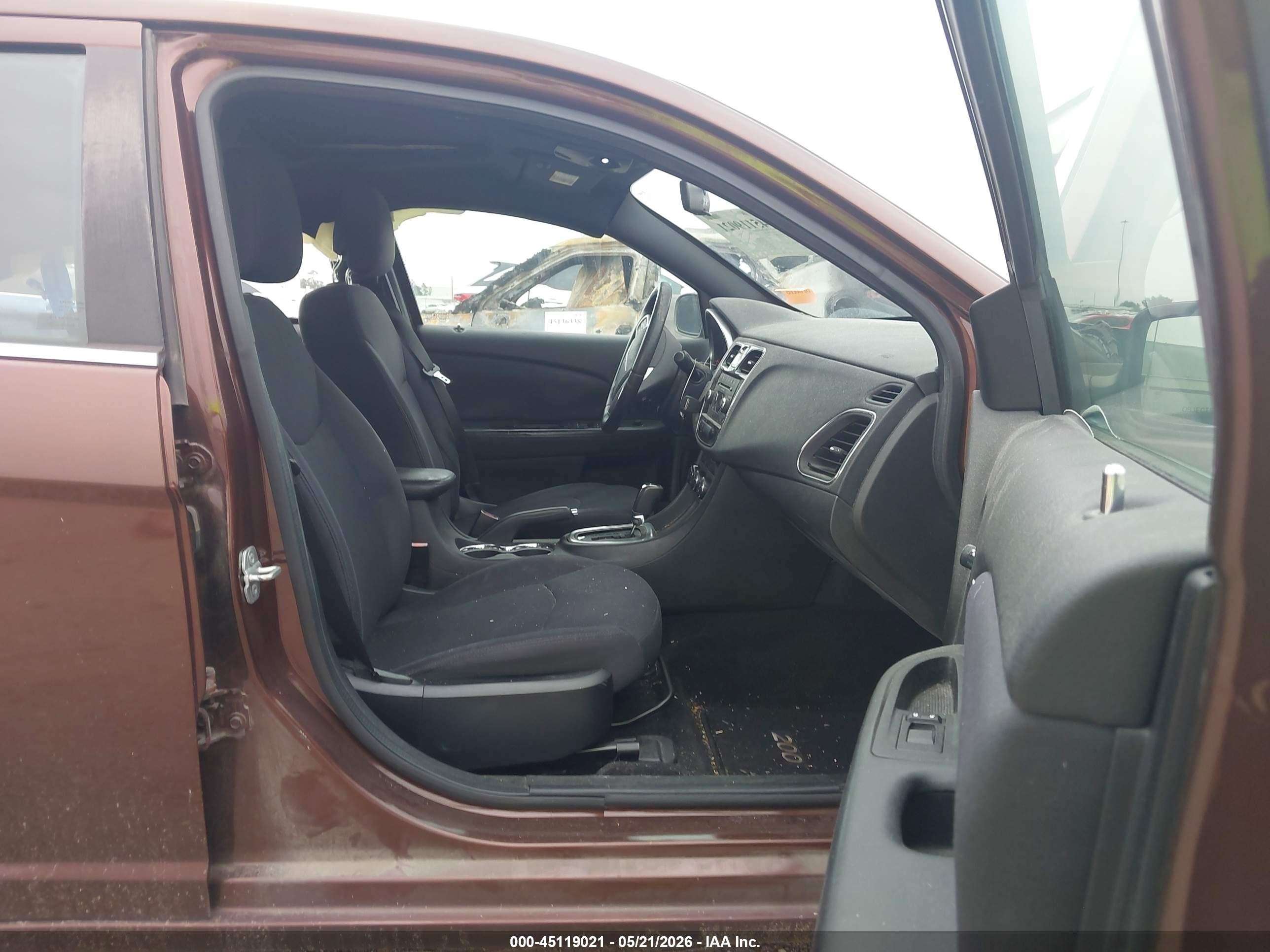 2013 Chrysler 200 Touring Dark Brown vin: 1C3CCBBG7DN659832