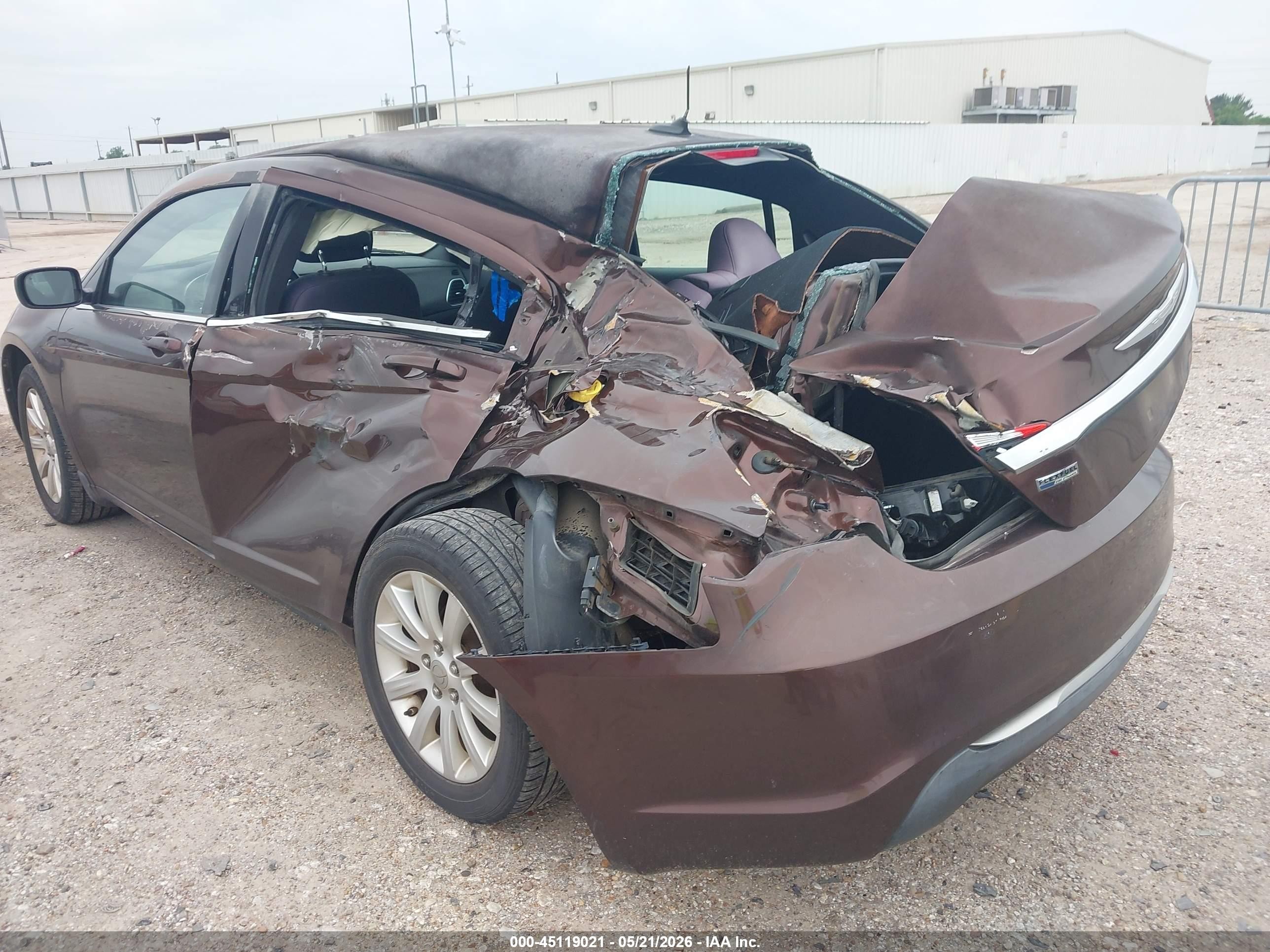 2013 Chrysler 200 Touring Dark Brown vin: 1C3CCBBG7DN659832