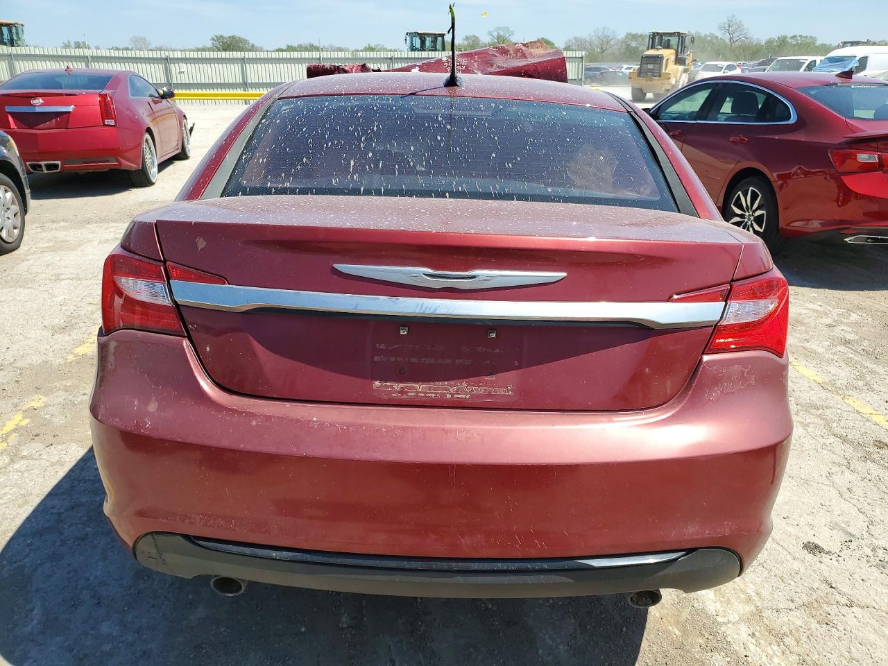 2012 Chrysler 200 Touring Бордовый vin: 1C3CCBBG8CN205992