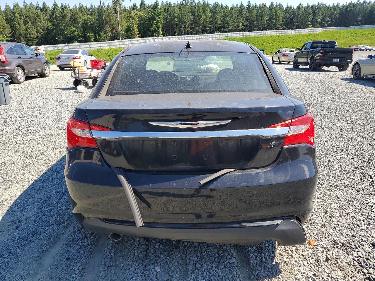 2014 Chrysler 200 Touring Черный vin: 1C3CCBBG8EN120122