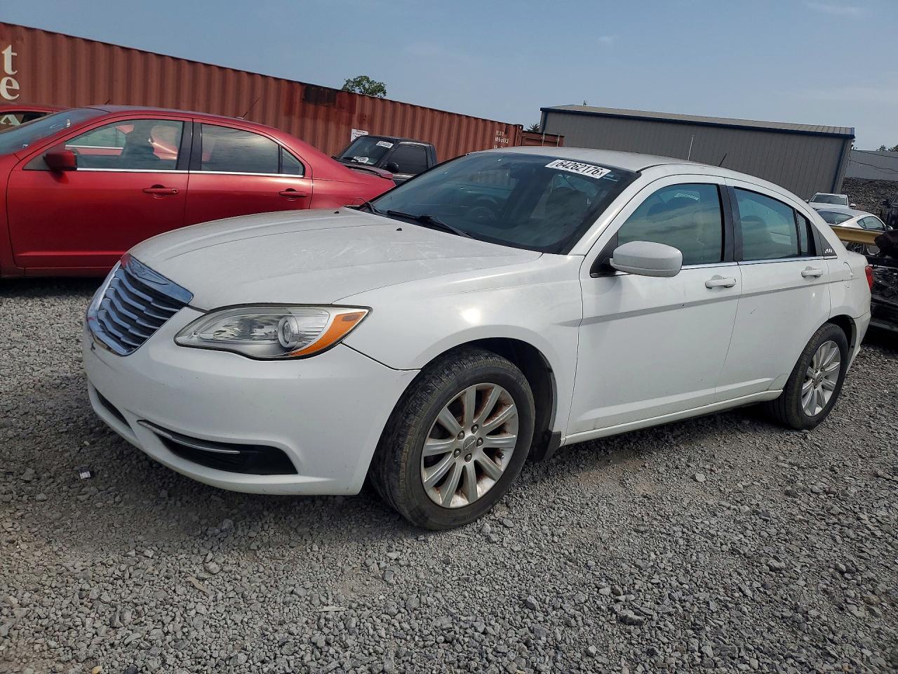 2012 Chrysler 200 Touring Белый vin: 1C3CCBBG9CN328975