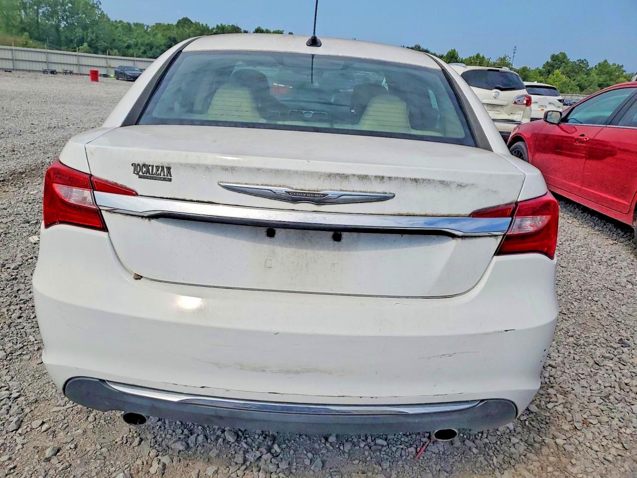 2012 Chrysler 200 Touring Белый vin: 1C3CCBBG9CN328975
