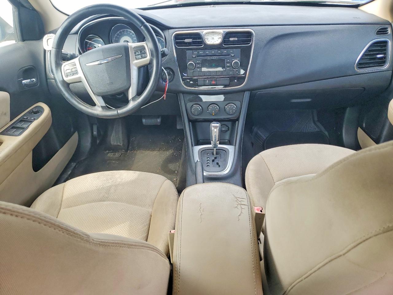 2012 Chrysler 200 Touring Белый vin: 1C3CCBBG9CN328975