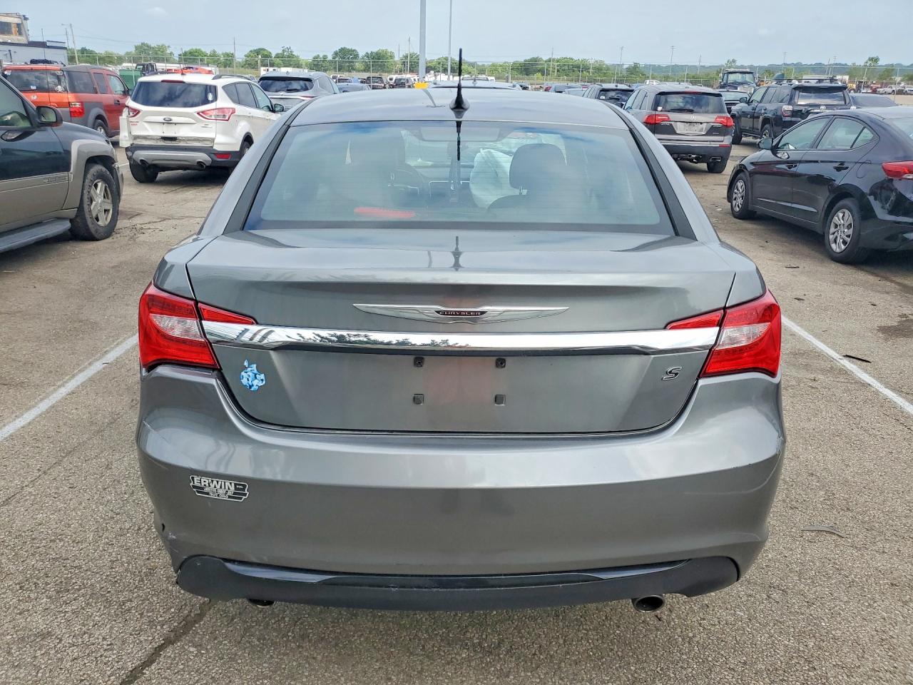 2013 Chrysler 200 Touring Silver vin: 1C3CCBBG9DN684781