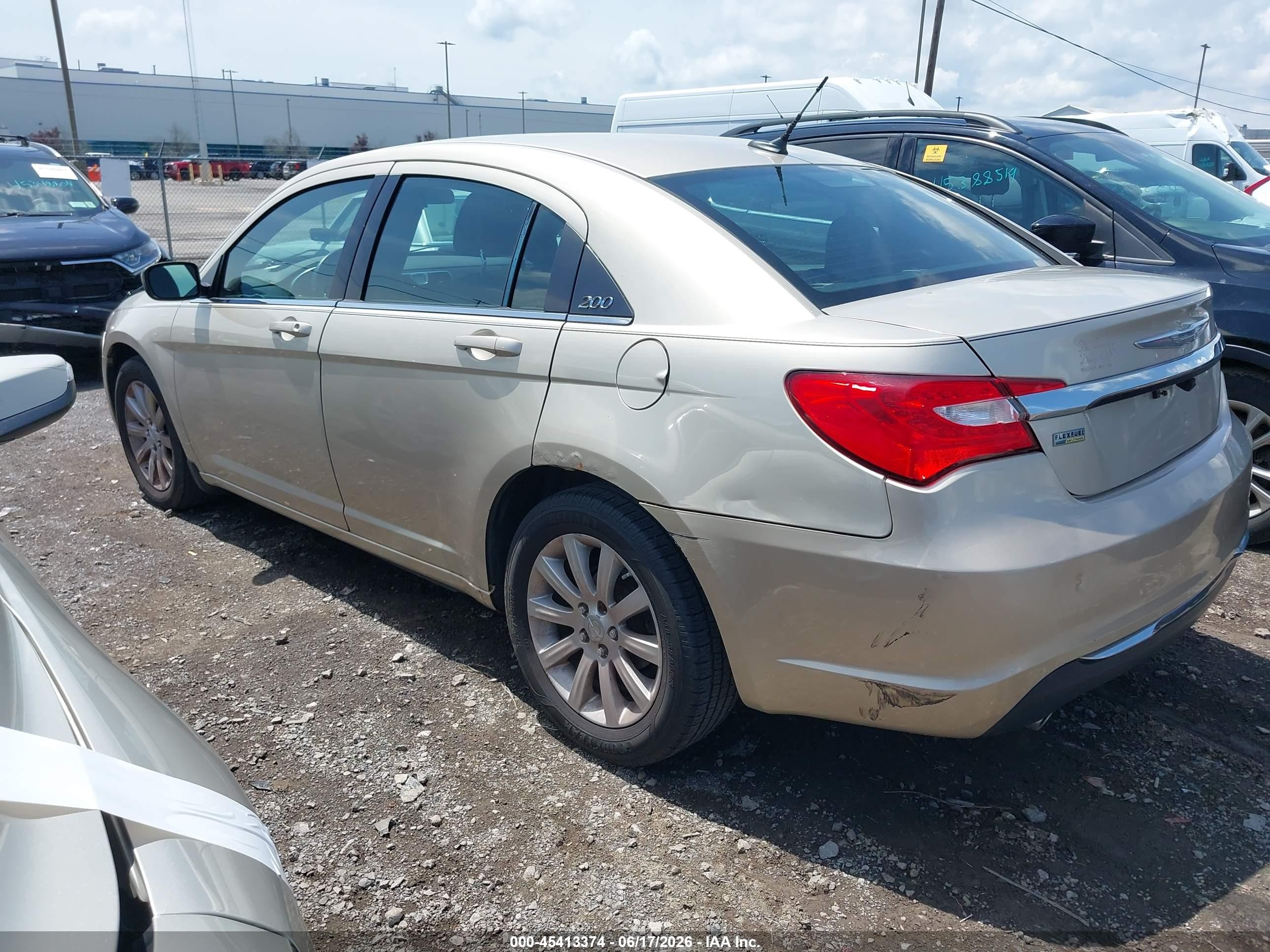 2014 Chrysler 200 Touring Tan vin: 1C3CCBBG9EN114152