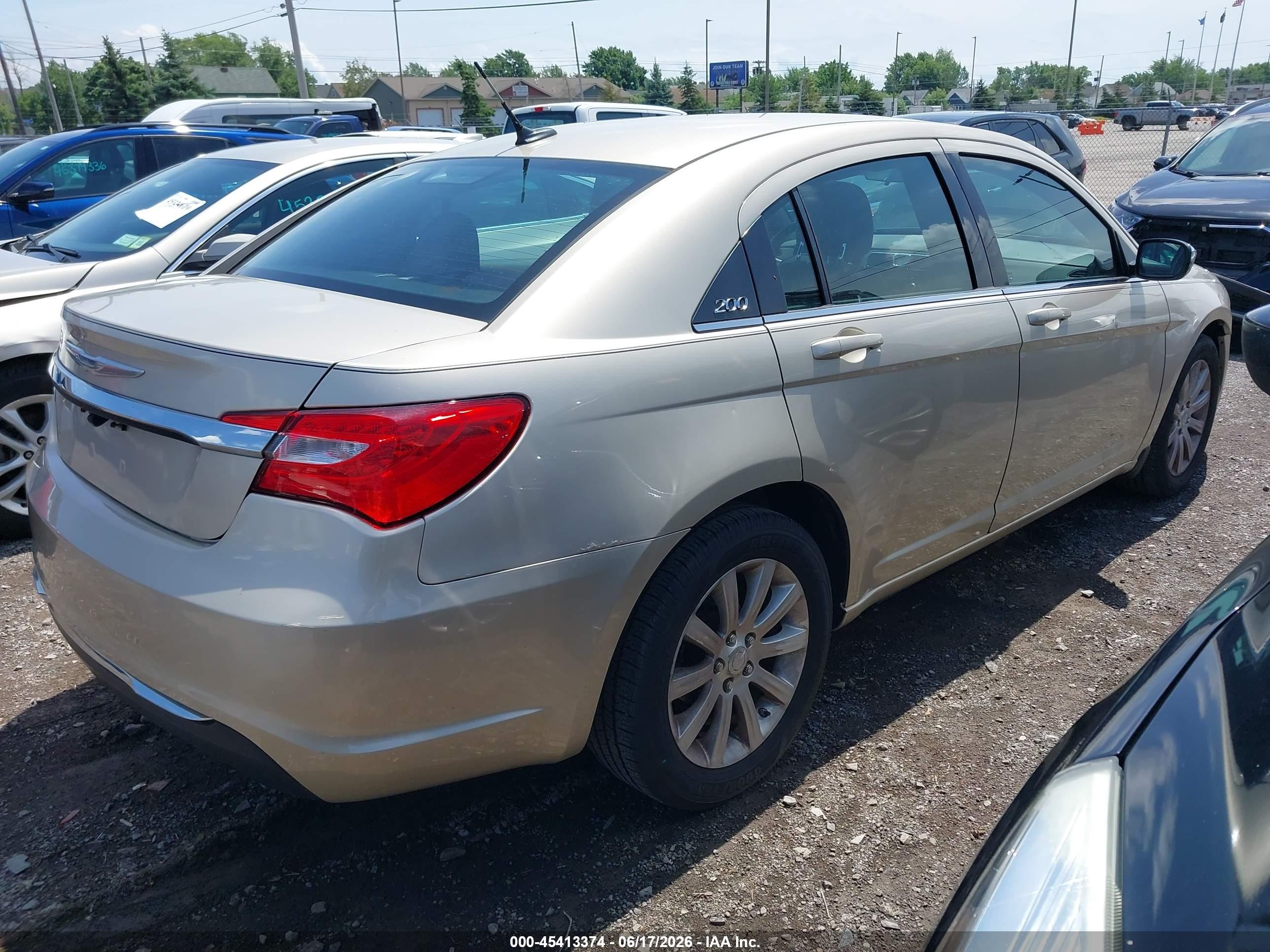 2014 Chrysler 200 Touring Tan vin: 1C3CCBBG9EN114152