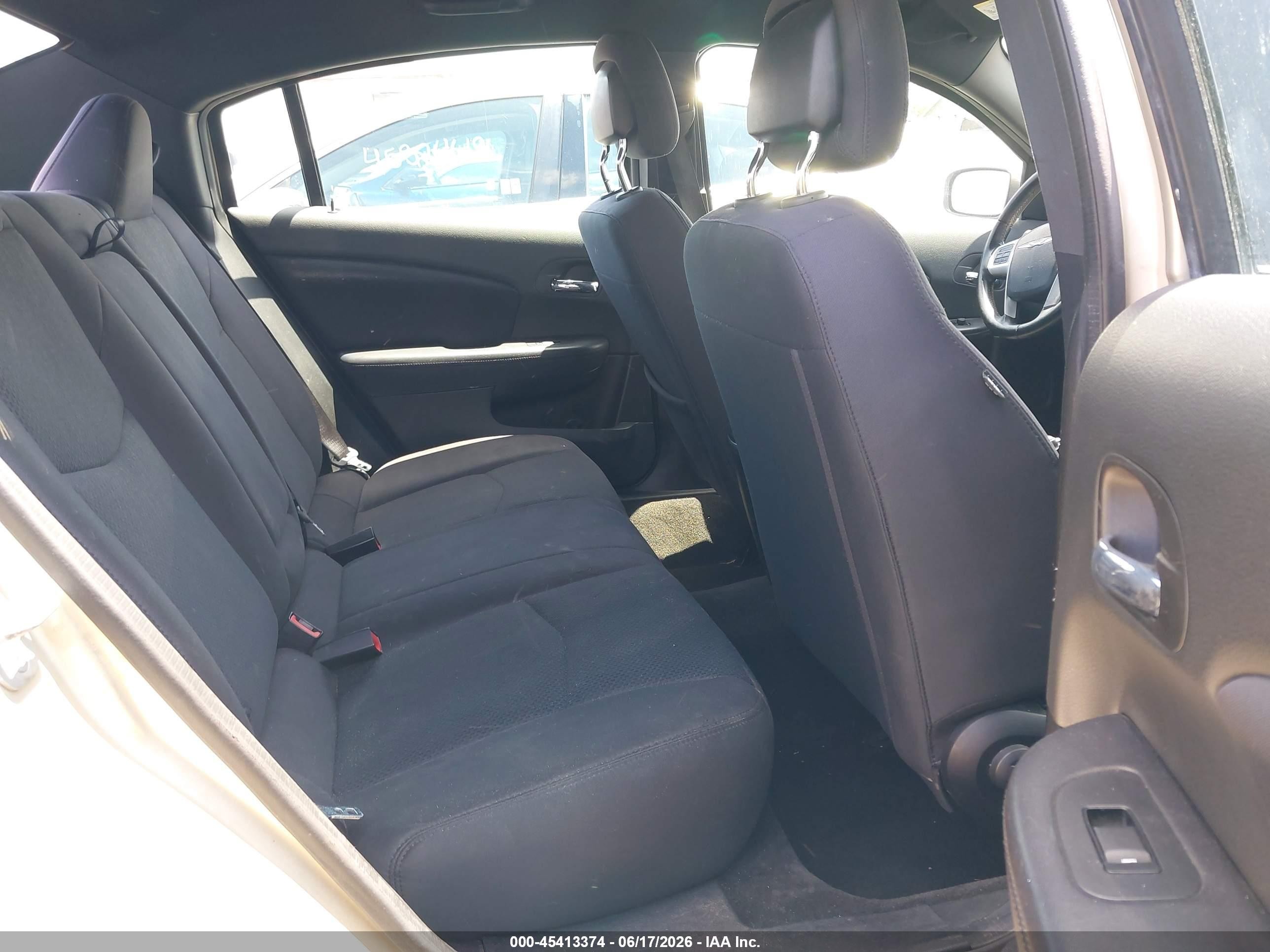 2014 Chrysler 200 Touring Tan vin: 1C3CCBBG9EN114152