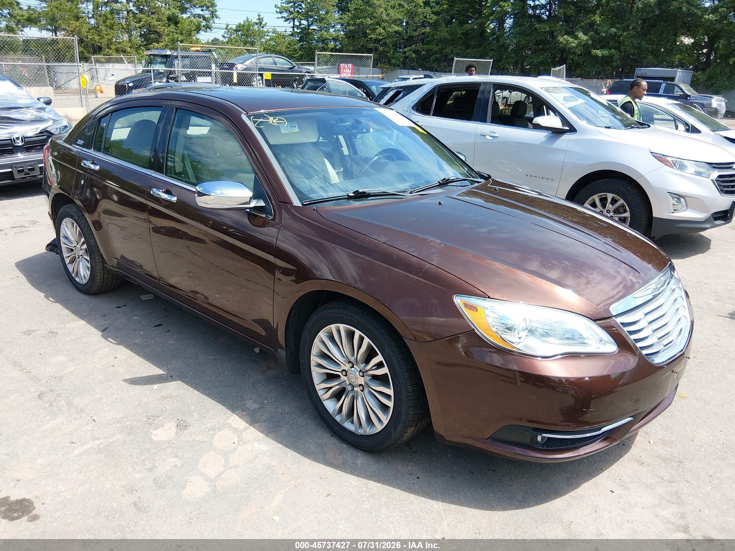 2012 Chrysler 200 Limited Коричневый vin: 1C3CCBCB0CN169606