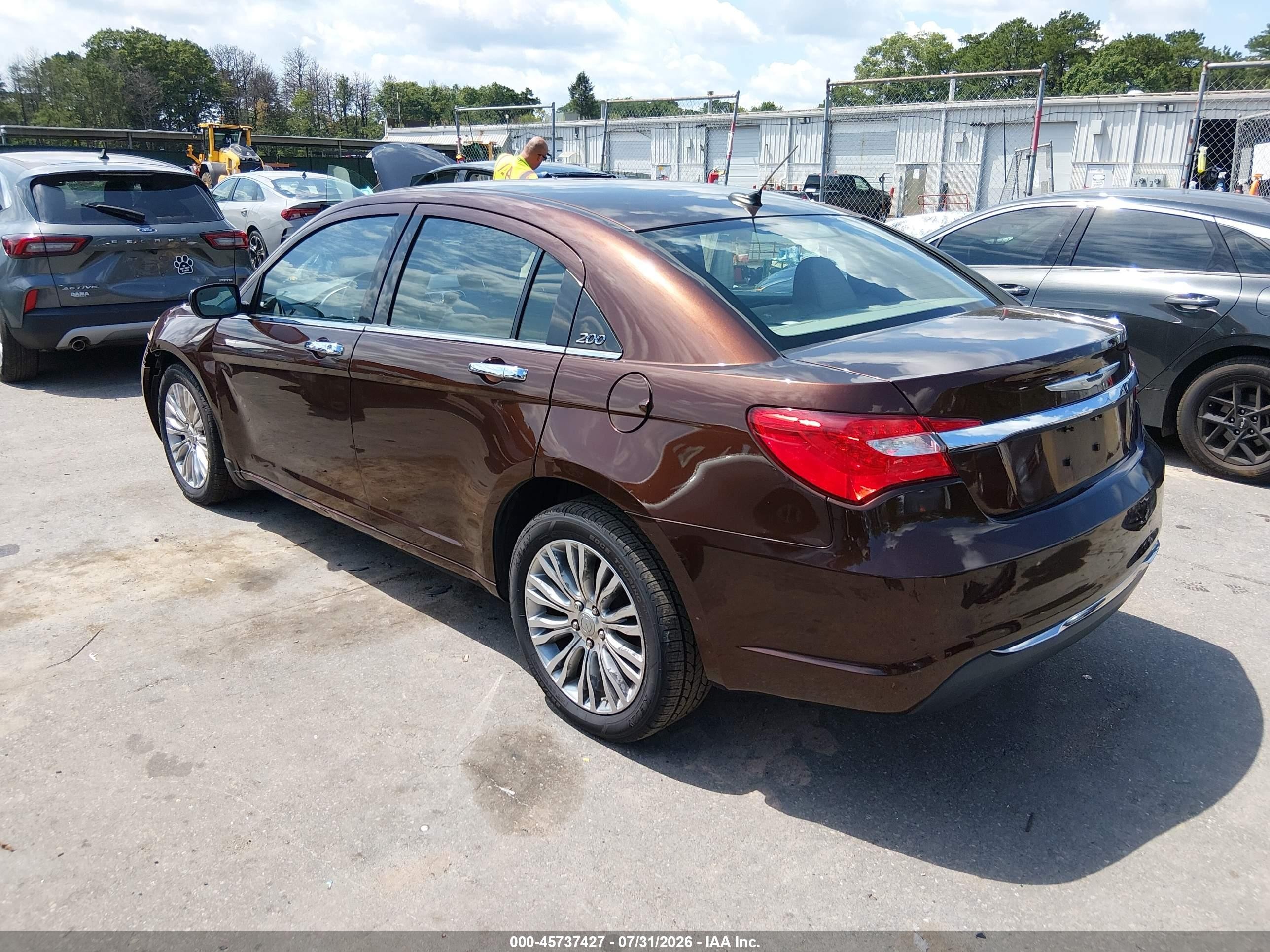 2012 Chrysler 200 Limited Коричневый vin: 1C3CCBCB0CN169606