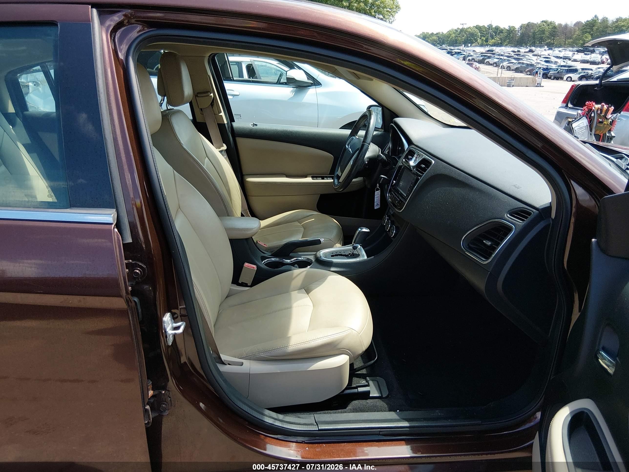 2012 Chrysler 200 Limited Коричневый vin: 1C3CCBCB0CN169606
