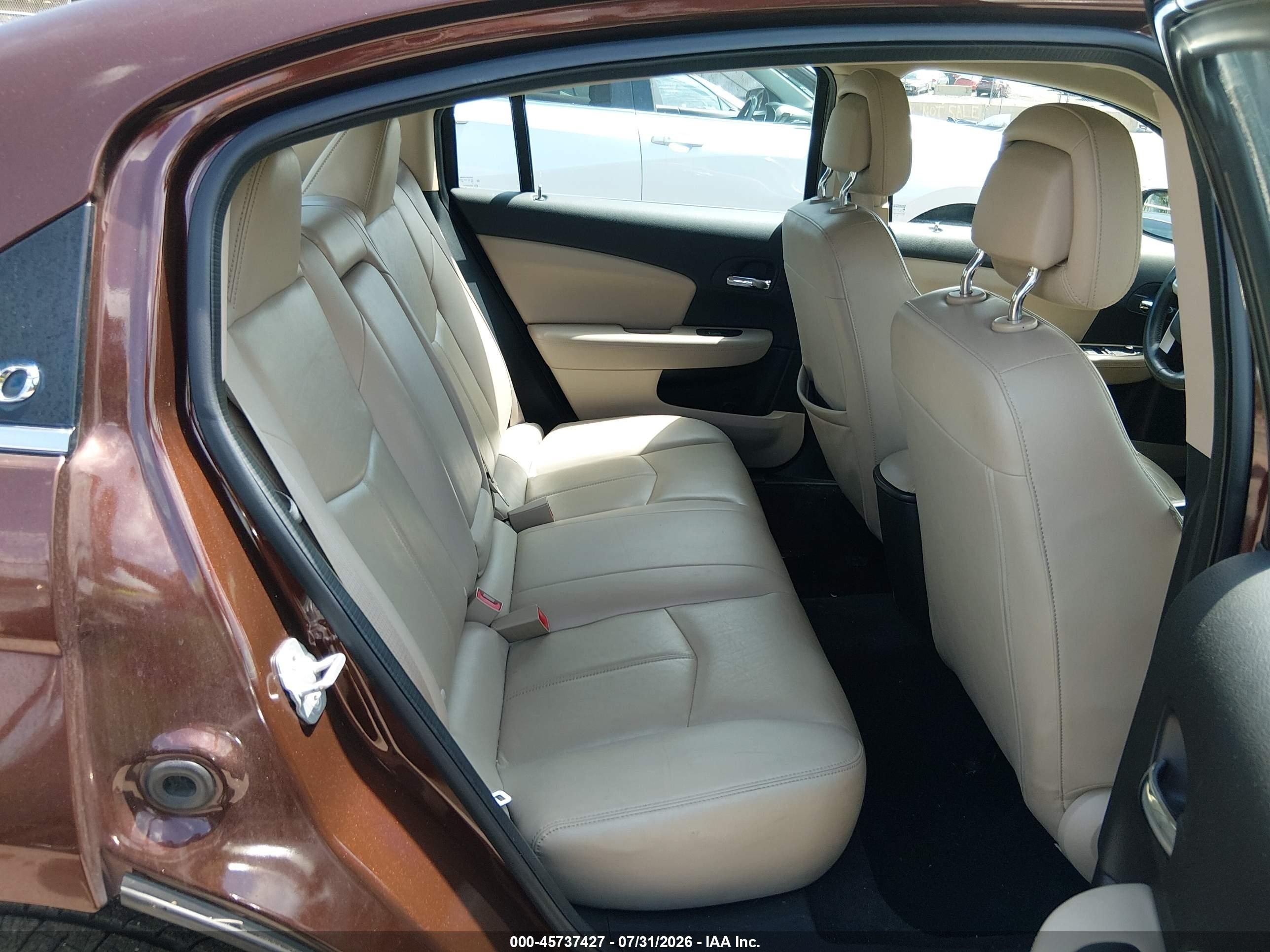2012 Chrysler 200 Limited Коричневый vin: 1C3CCBCB0CN169606