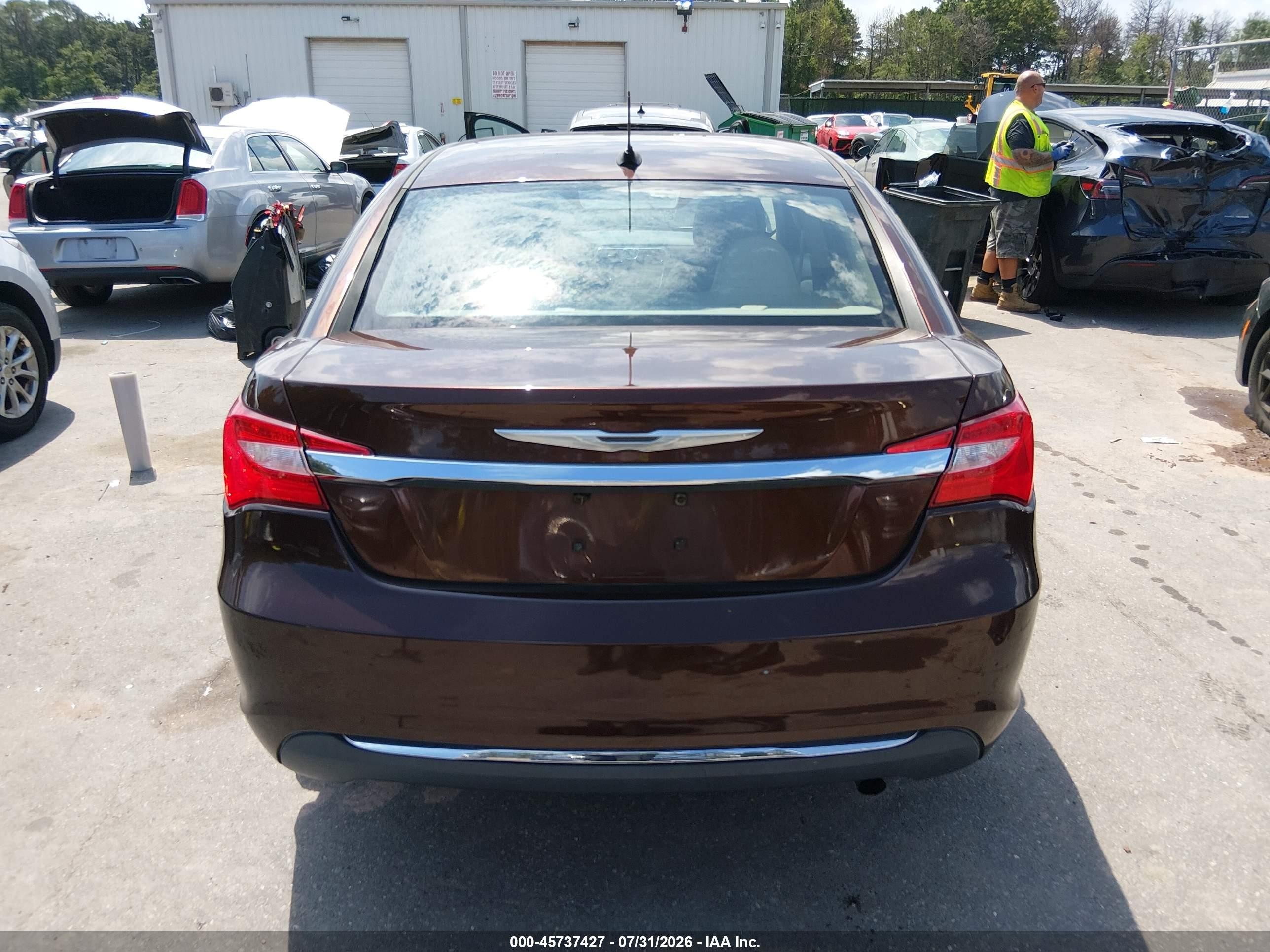 2012 Chrysler 200 Limited Коричневый vin: 1C3CCBCB0CN169606