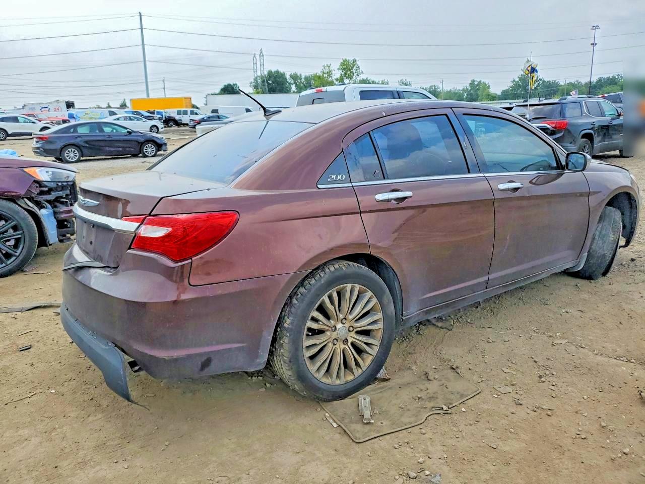 2012 Chrysler 200 Limited Burgundy vin: 1C3CCBCB1CN305693
