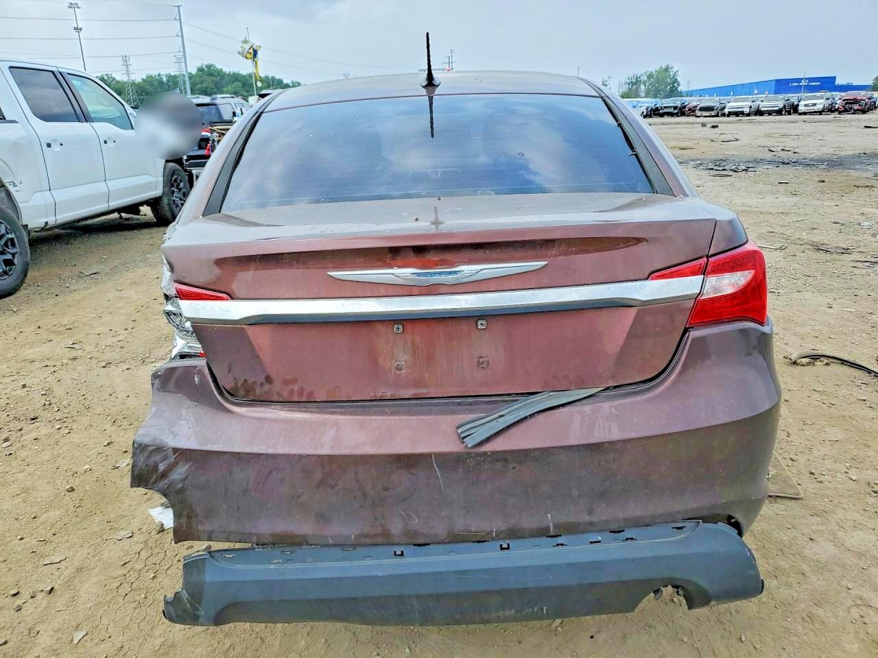 2012 Chrysler 200 Limited Burgundy vin: 1C3CCBCB1CN305693