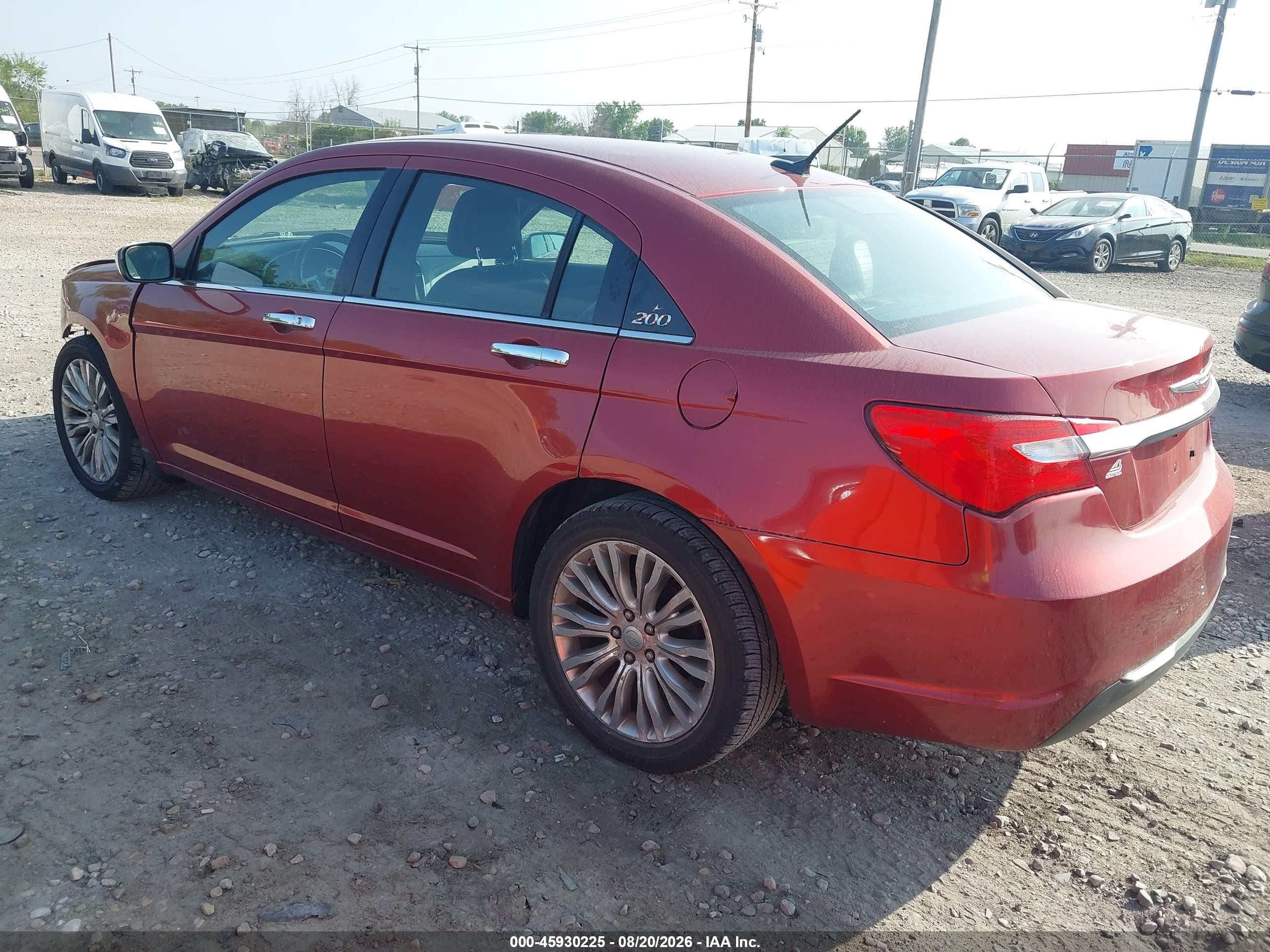 2012 Chrysler 200 Limited Red vin: 1C3CCBCB2CN297488