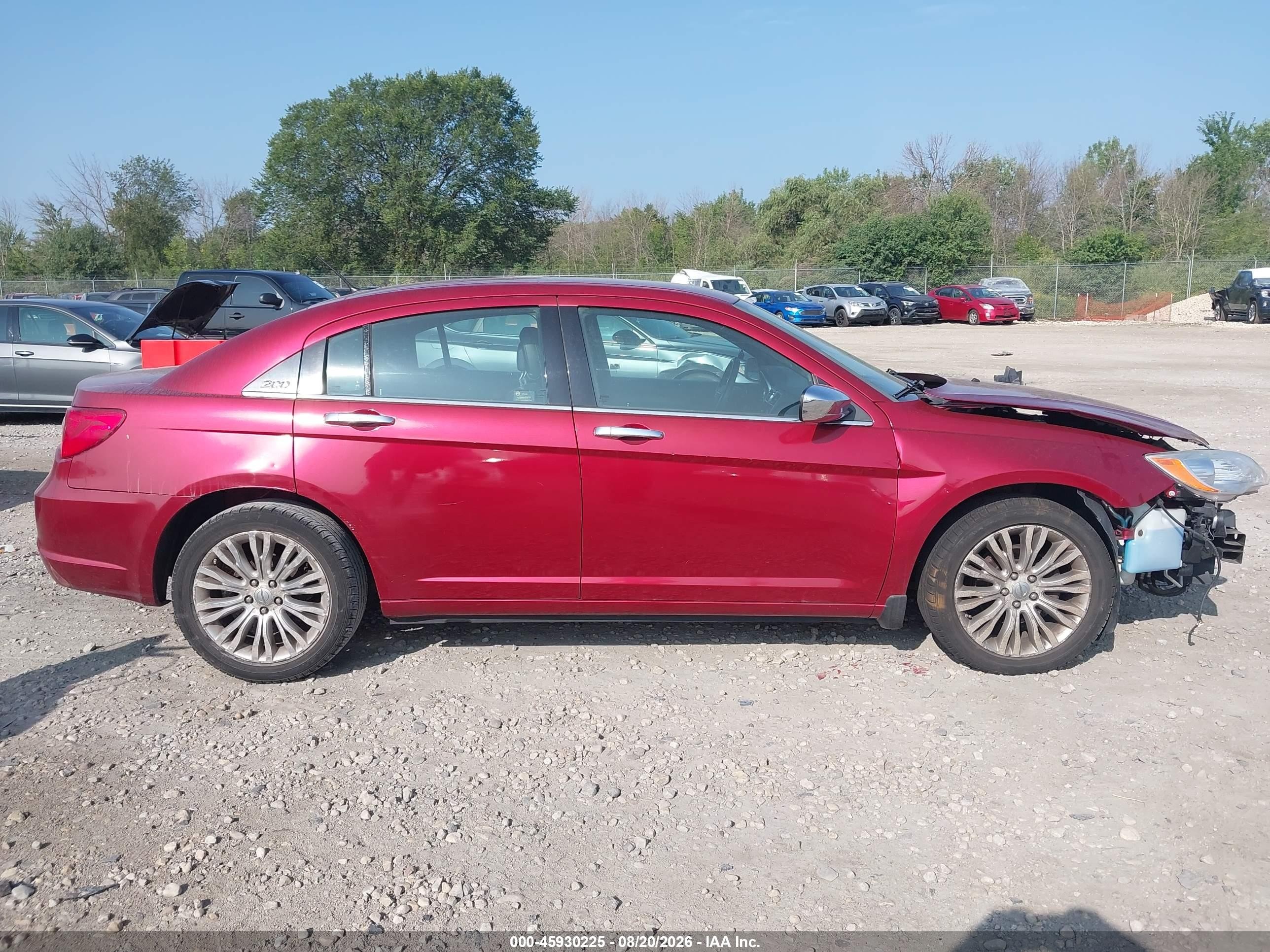 2012 Chrysler 200 Limited Red vin: 1C3CCBCB2CN297488