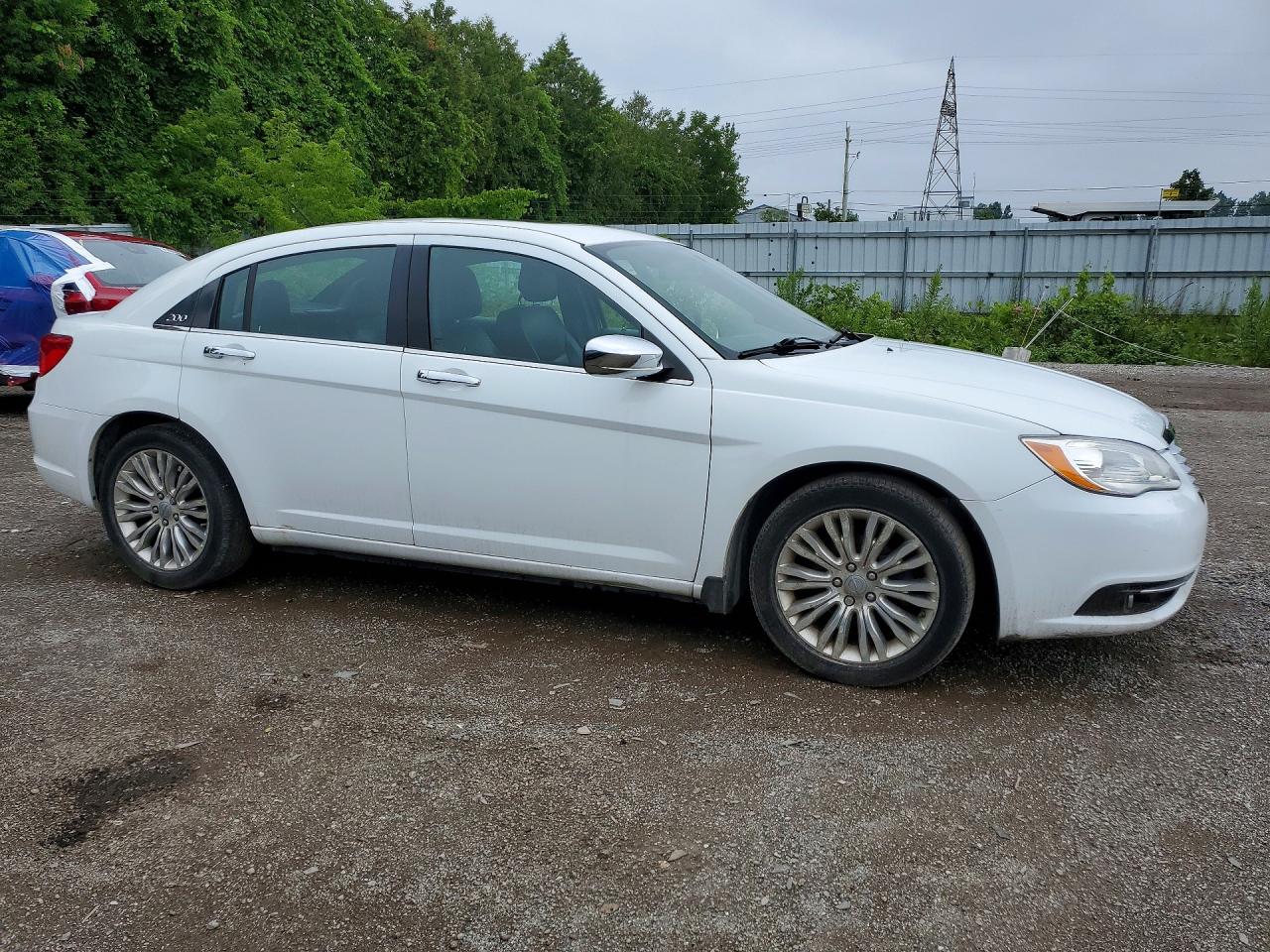 2013 Chrysler 200 Limited White vin: 1C3CCBCB4DN633207