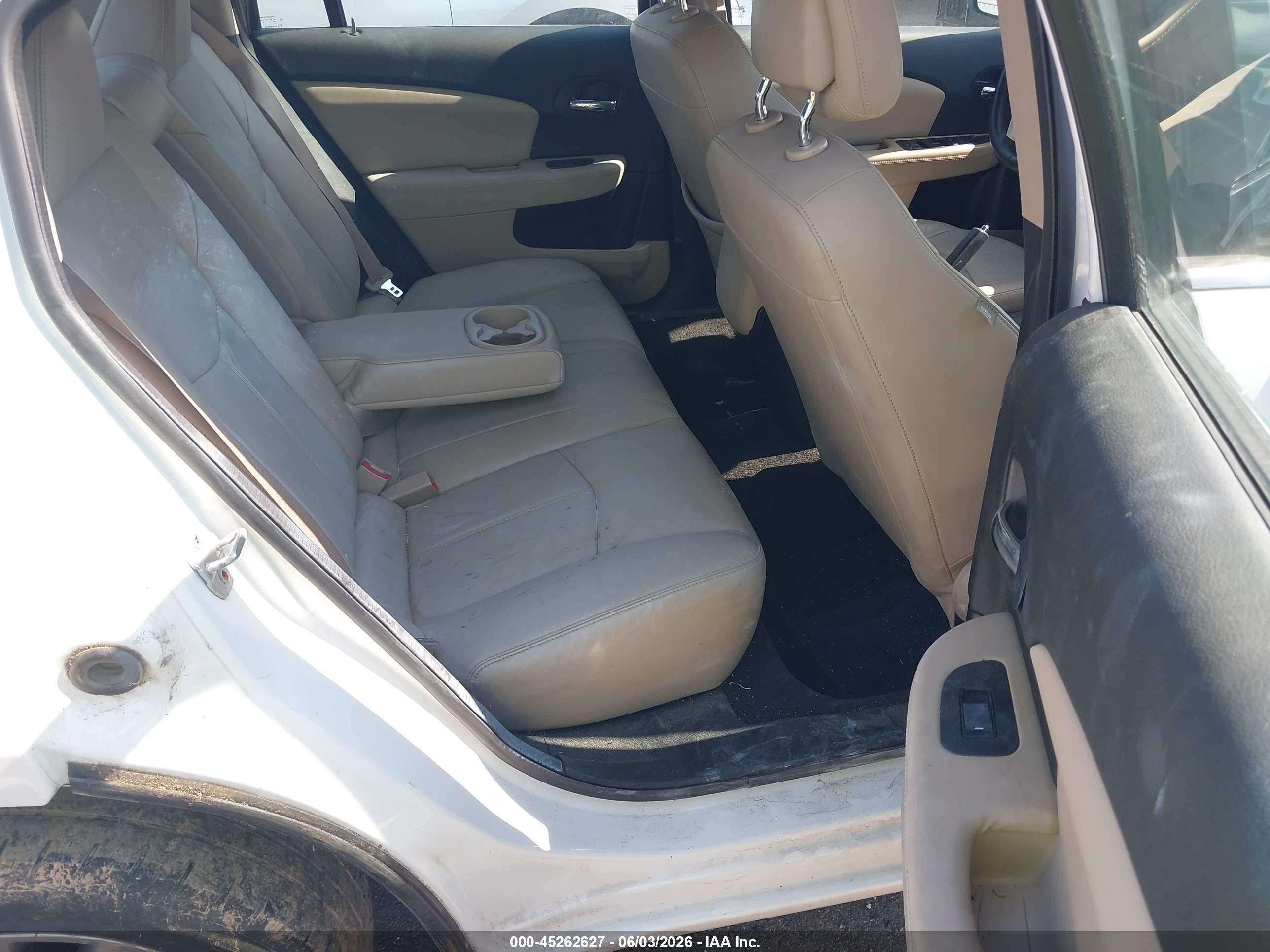 2012 Chrysler 200 Limited Белый vin: 1C3CCBCB6CN178830