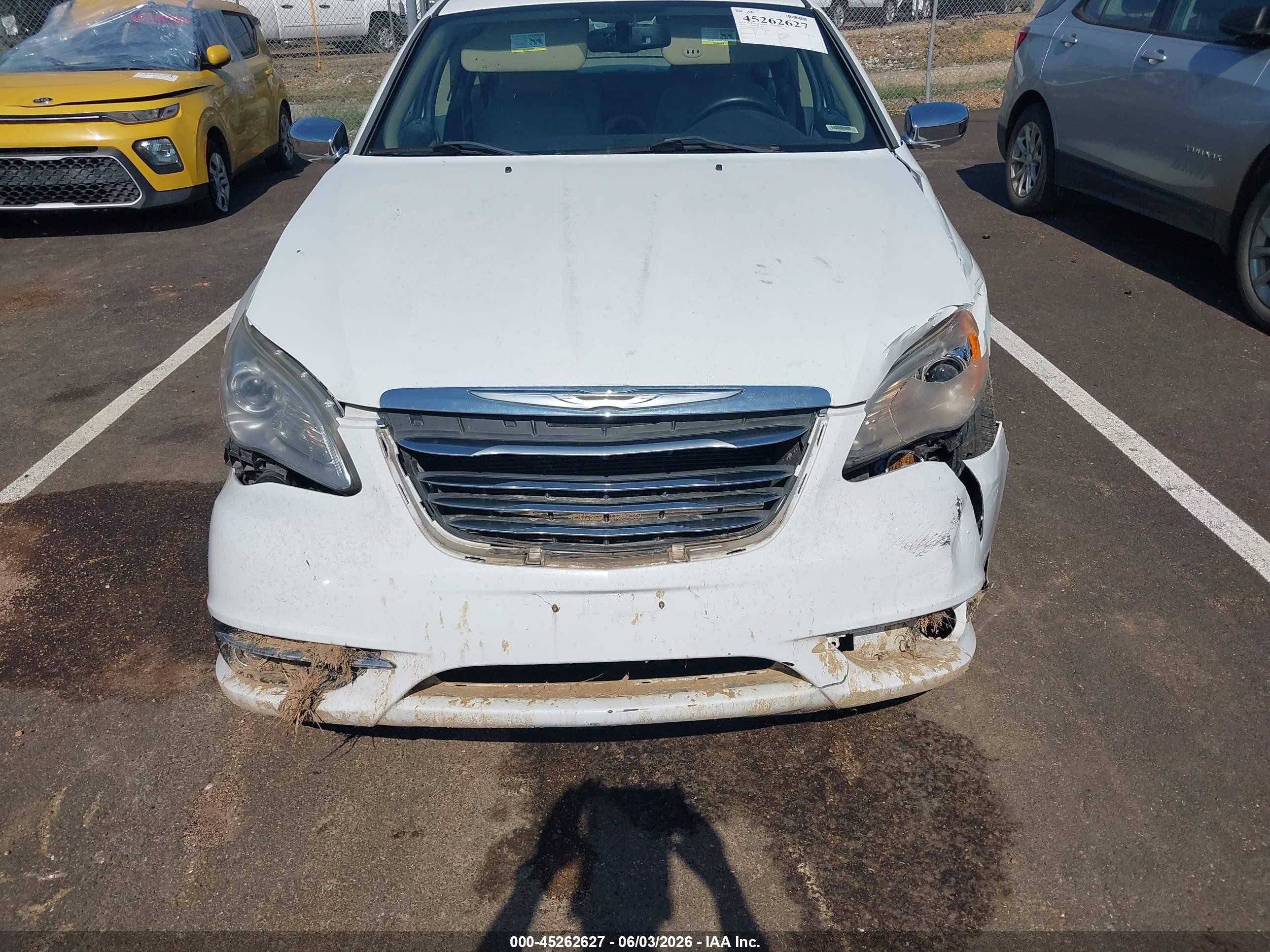 2012 Chrysler 200 Limited Белый vin: 1C3CCBCB6CN178830