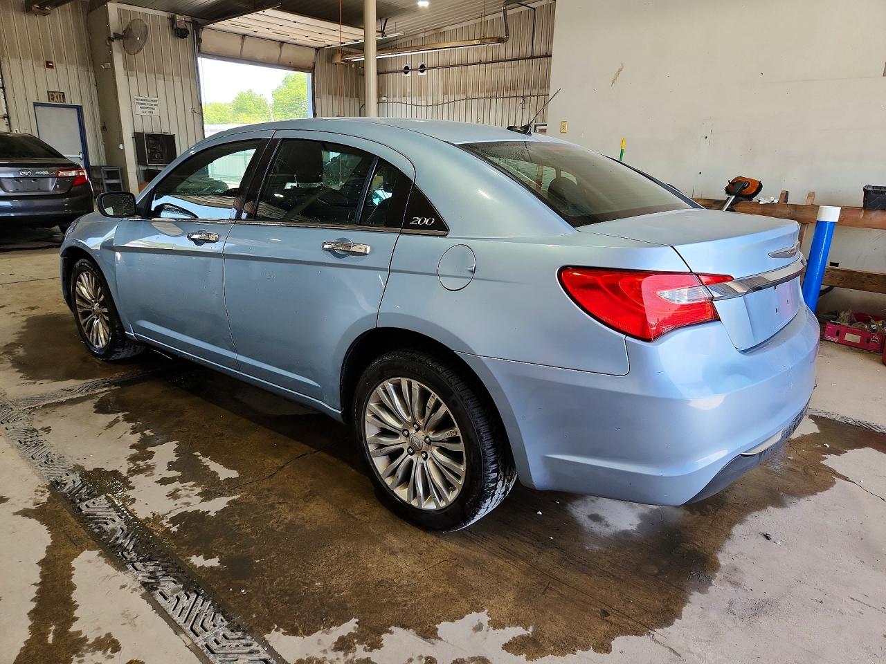2012 Chrysler 200 Limited Blue vin: 1C3CCBCB7CN162510