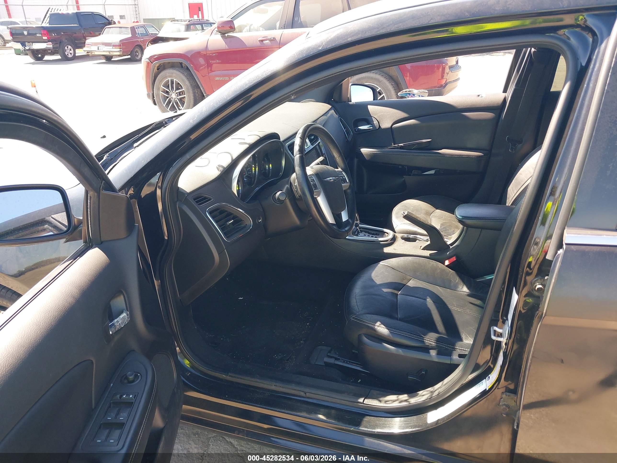 2012 Chrysler 200 Limited Черный vin: 1C3CCBCB7CN210751