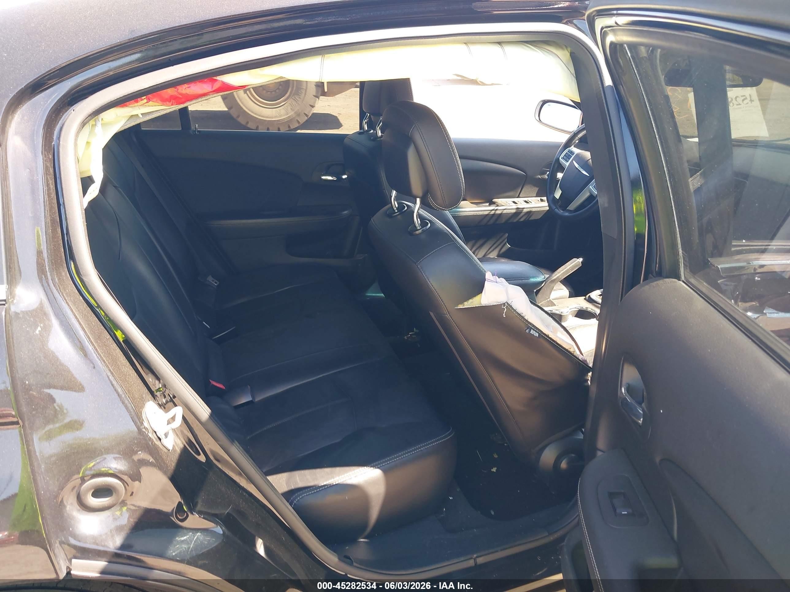 2012 Chrysler 200 Limited Черный vin: 1C3CCBCB7CN210751