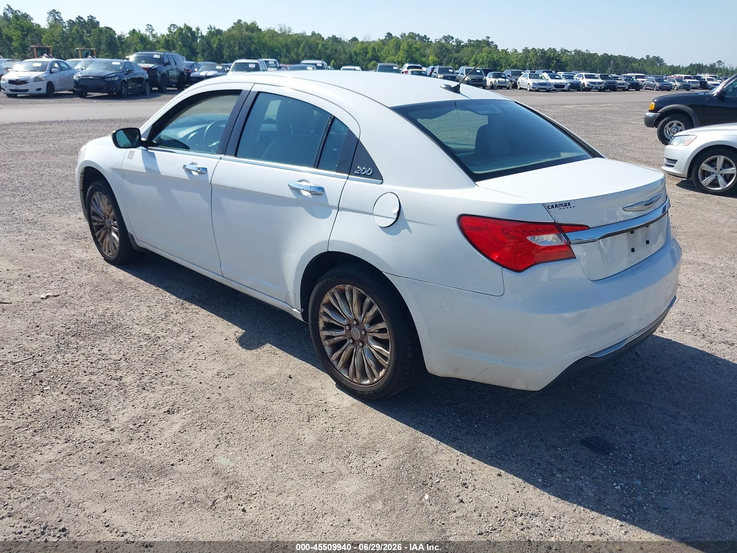 2012 Chrysler 200 Limited White vin: 1C3CCBCBXCN223364