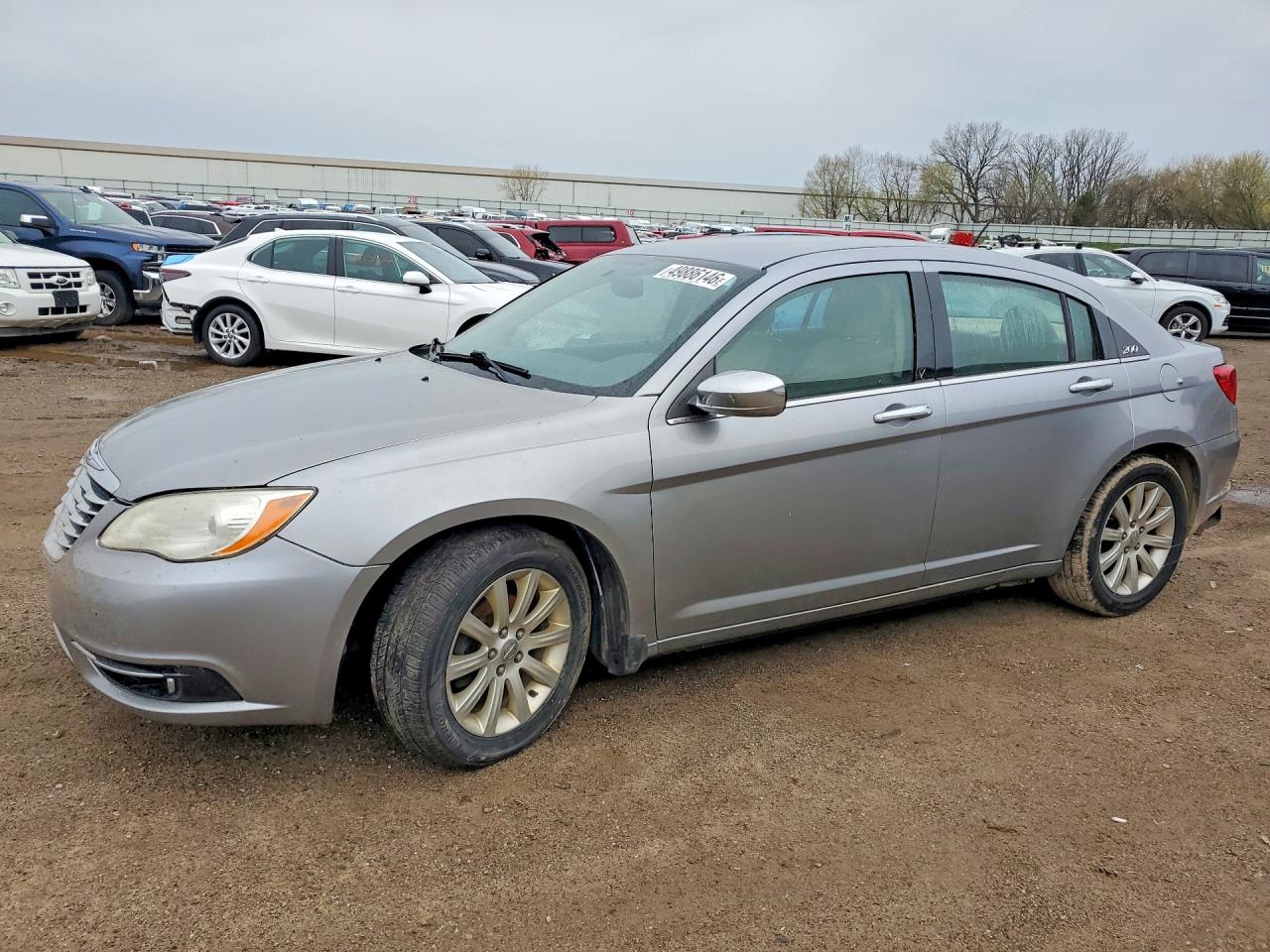 2013 Chrysler 200 Limited Silver vin: 1C3CCBCG0DN526053
