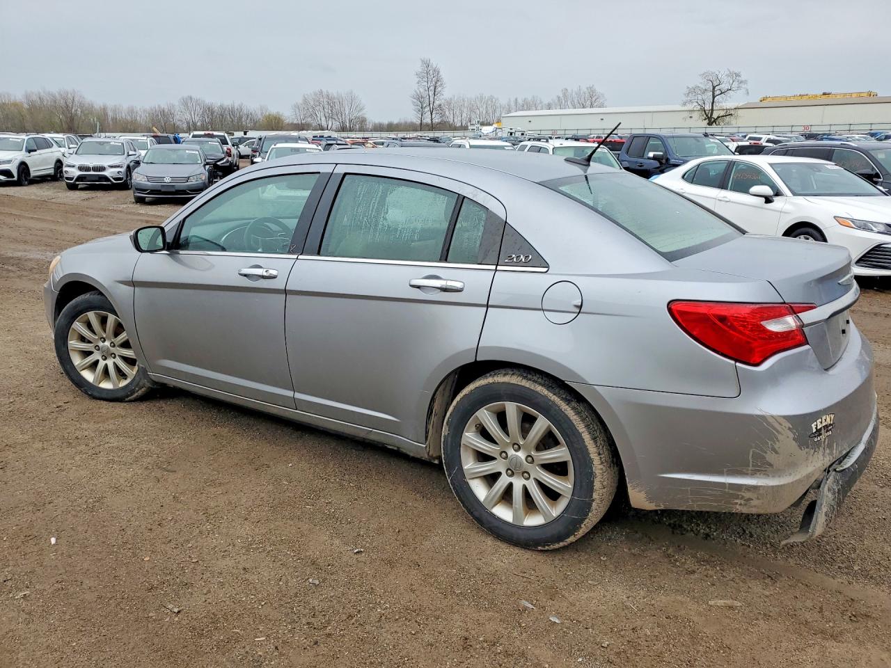 2013 Chrysler 200 Limited Silver vin: 1C3CCBCG0DN526053
