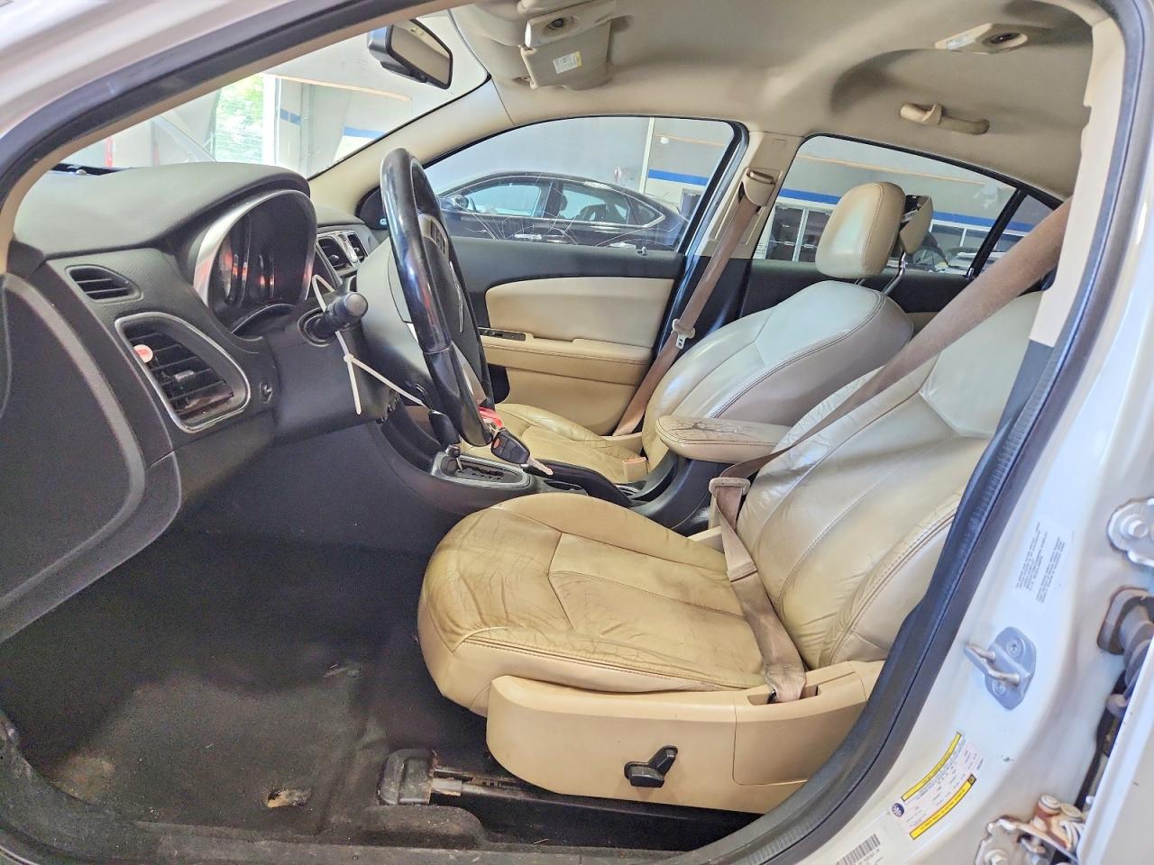 2013 Chrysler 200 Limited Белый vin: 1C3CCBCG1DN523937