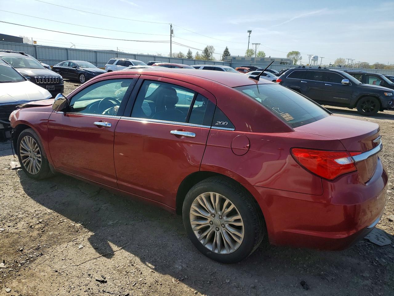 2012 Chrysler 200 Limited Red vin: 1C3CCBCG2CN108110