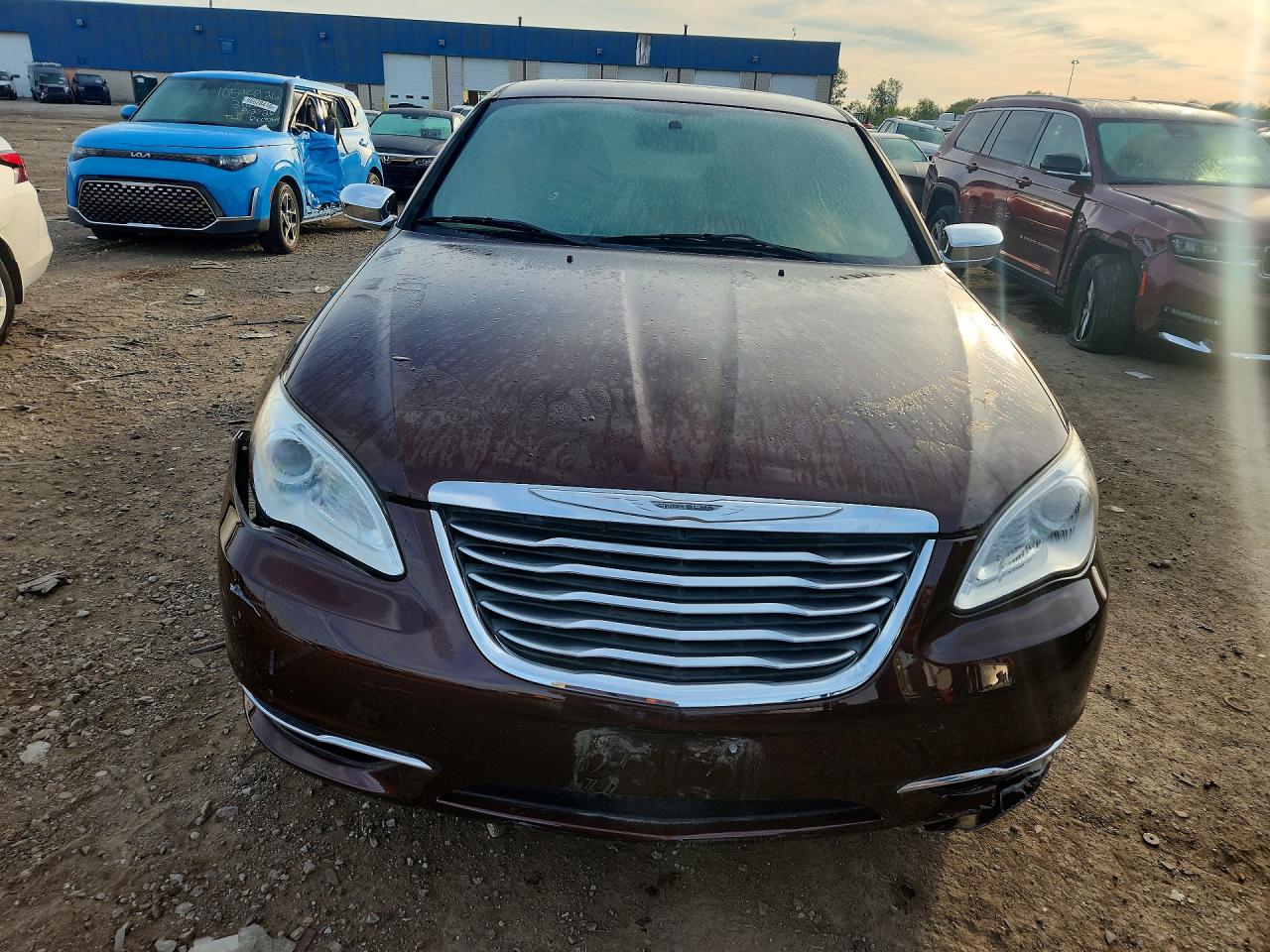 2013 Chrysler 200 Limited Brown vin: 1C3CCBCG2DN618071