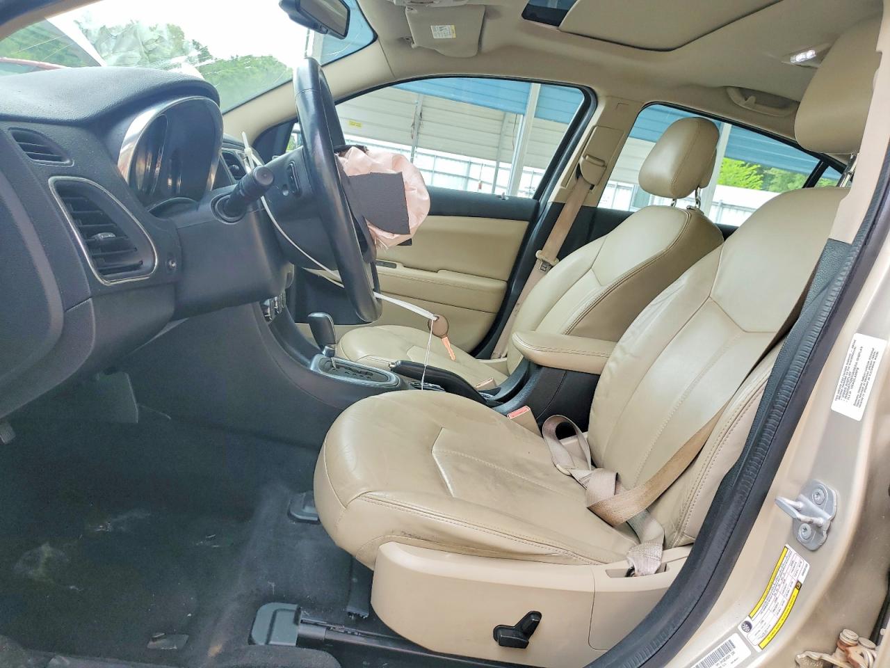 2013 Chrysler 200 Limited Gold vin: 1C3CCBCG2DN650163