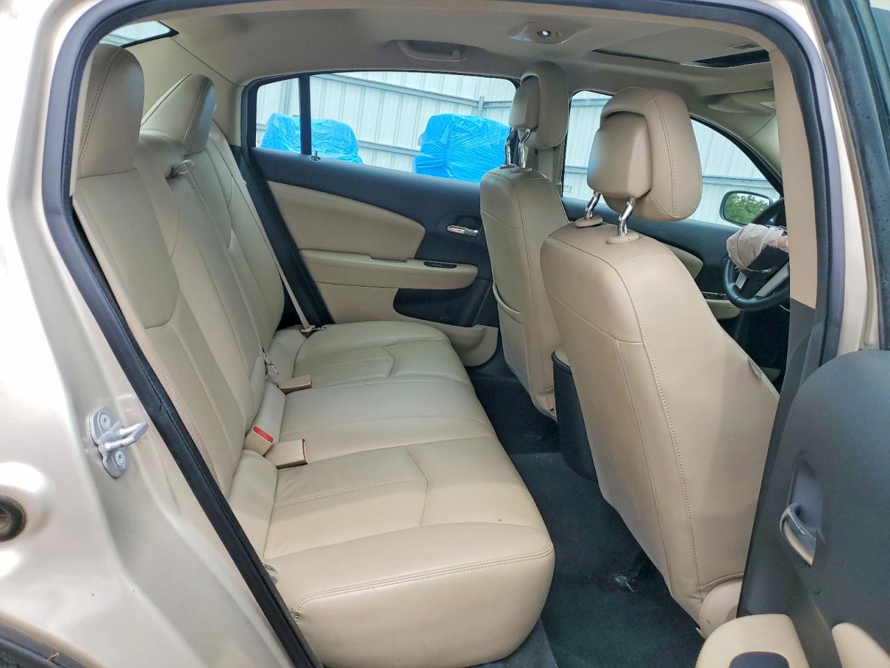 2013 Chrysler 200 Limited Gold vin: 1C3CCBCG2DN650163