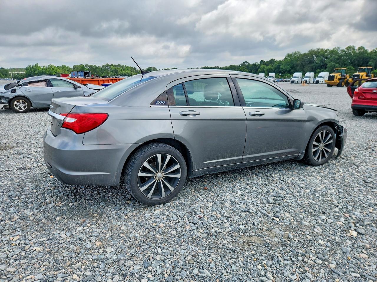 2013 Chrysler 200 Limited Gray vin: 1C3CCBCG2DN693529